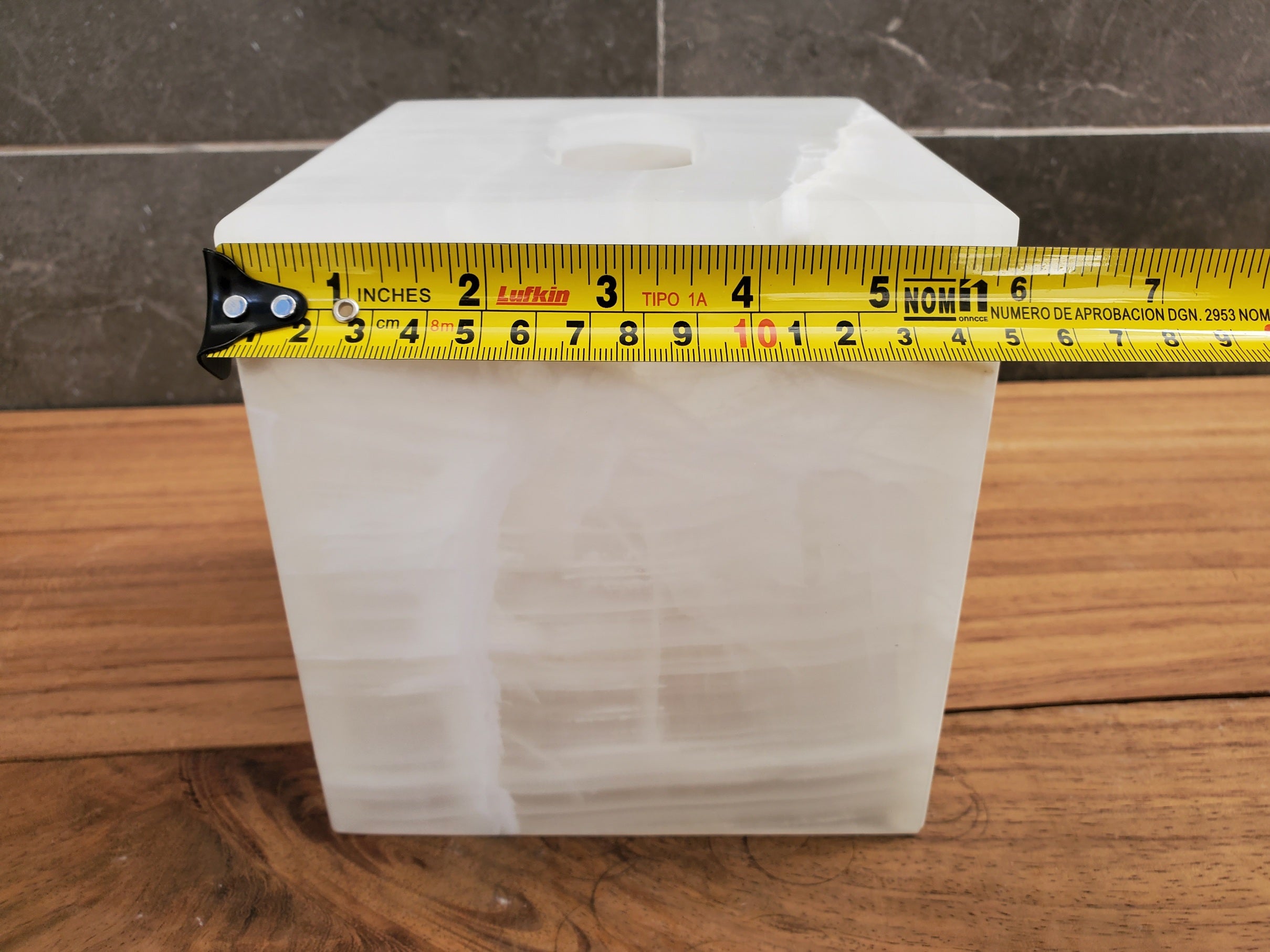 TCSQ_63 Neutral White Onyx Tissue Box Cover (Cube)