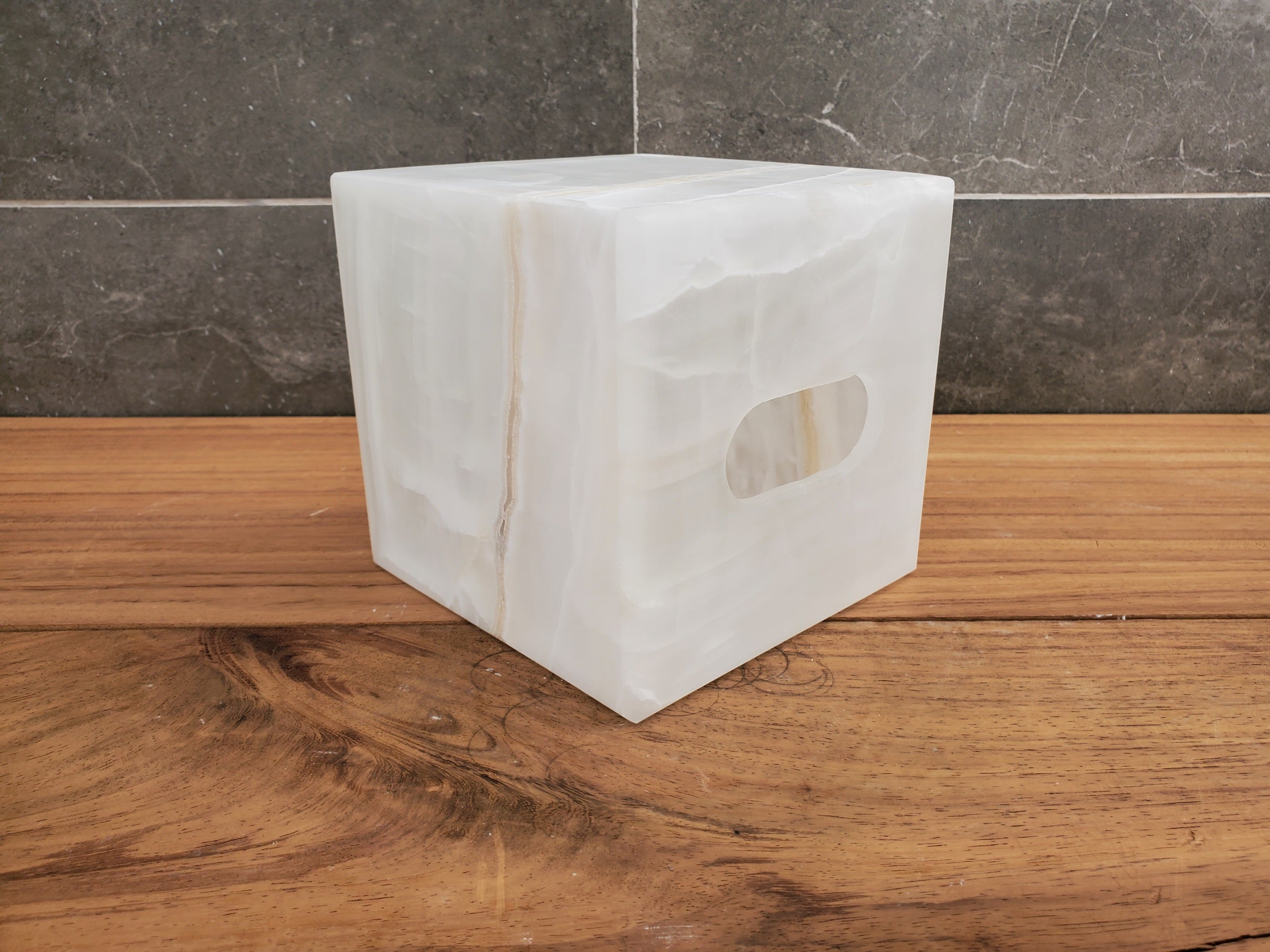 TCSQ_63 Neutral White Onyx Tissue Box Cover (Cube)