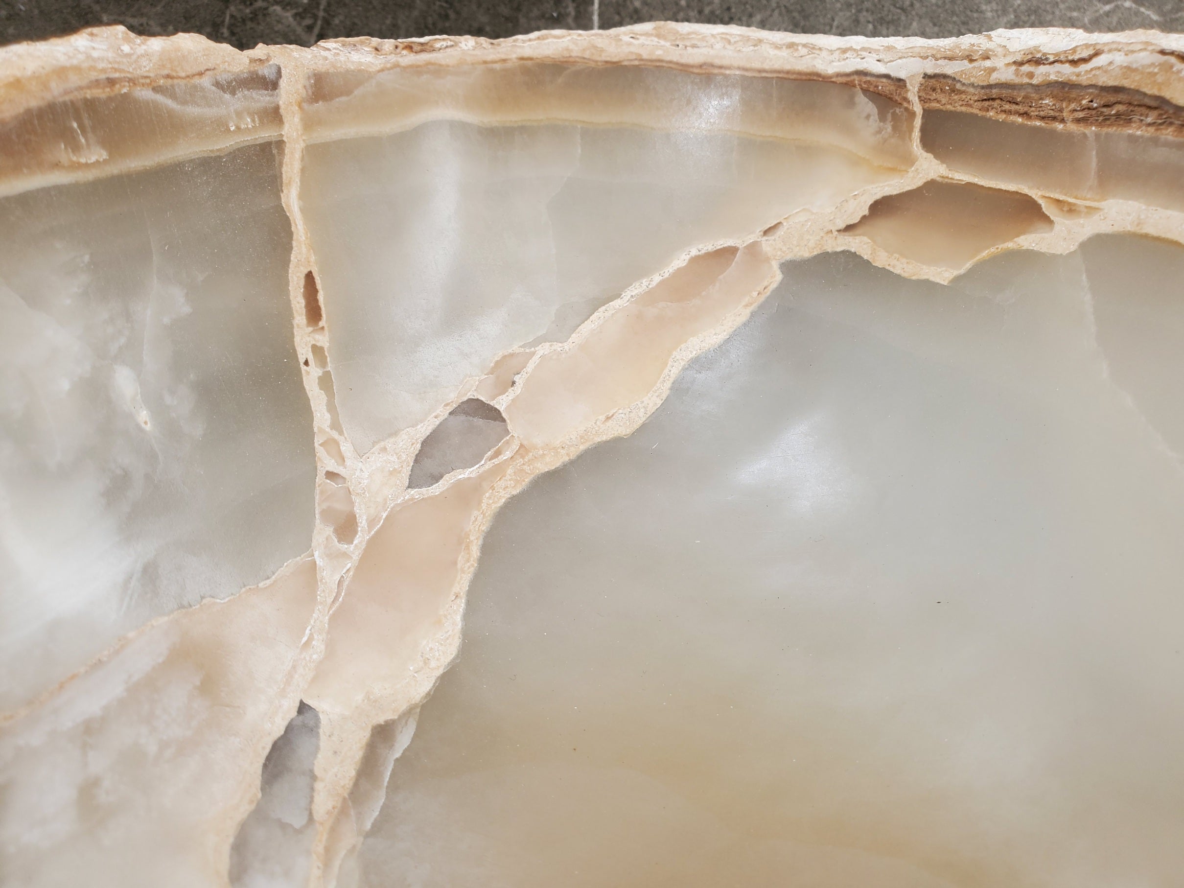 S32_20 Onyx Stone Vessel Bathroom Sink