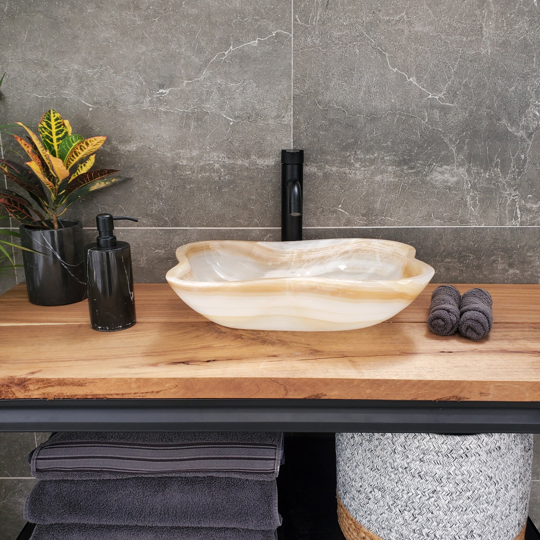 S32_14 Onyx Stone Vessel Bathroom Sink - 17.5 x 13 inch