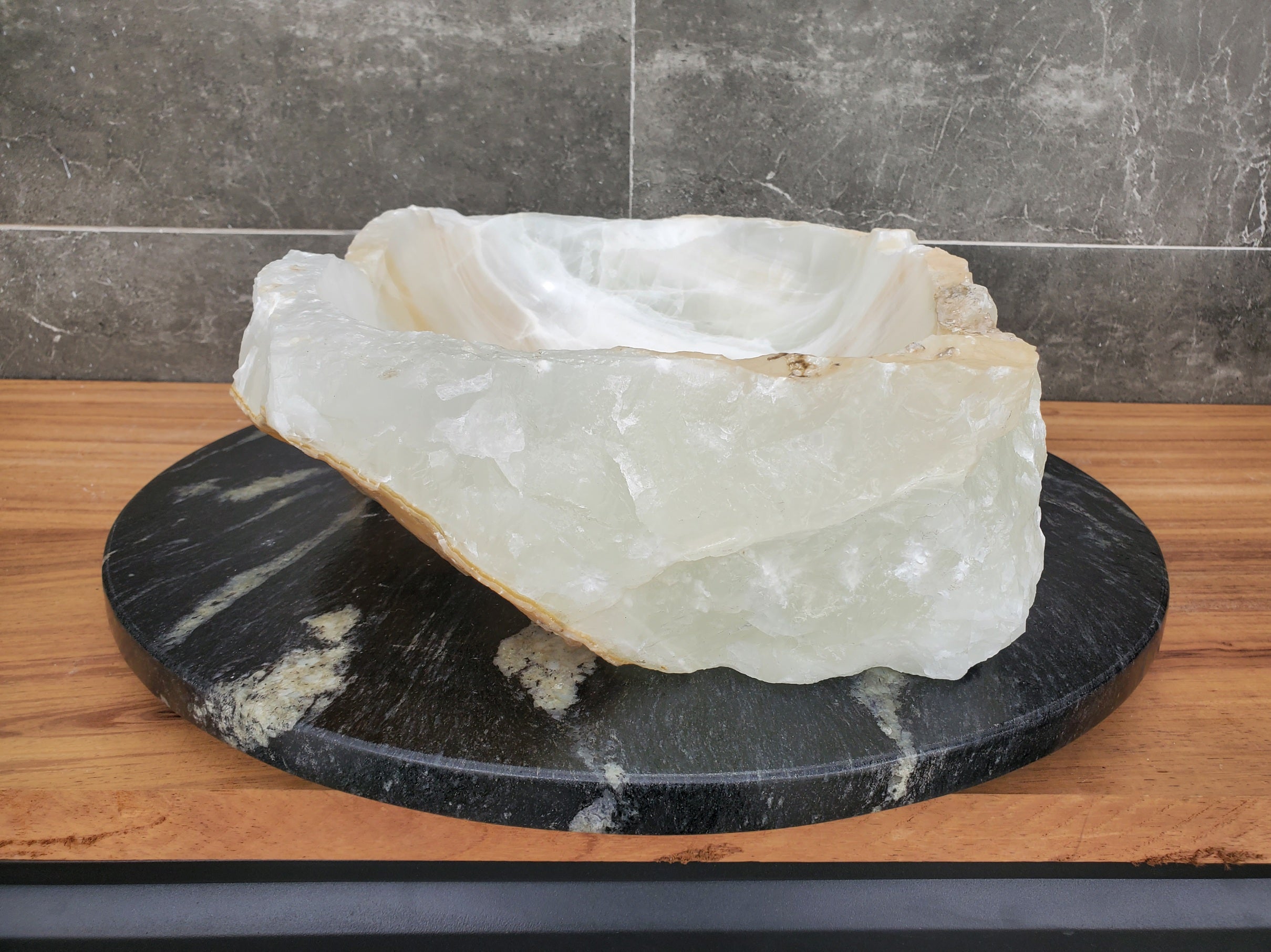 S31_48 Onyx Stone Vessel Bathroom Sink