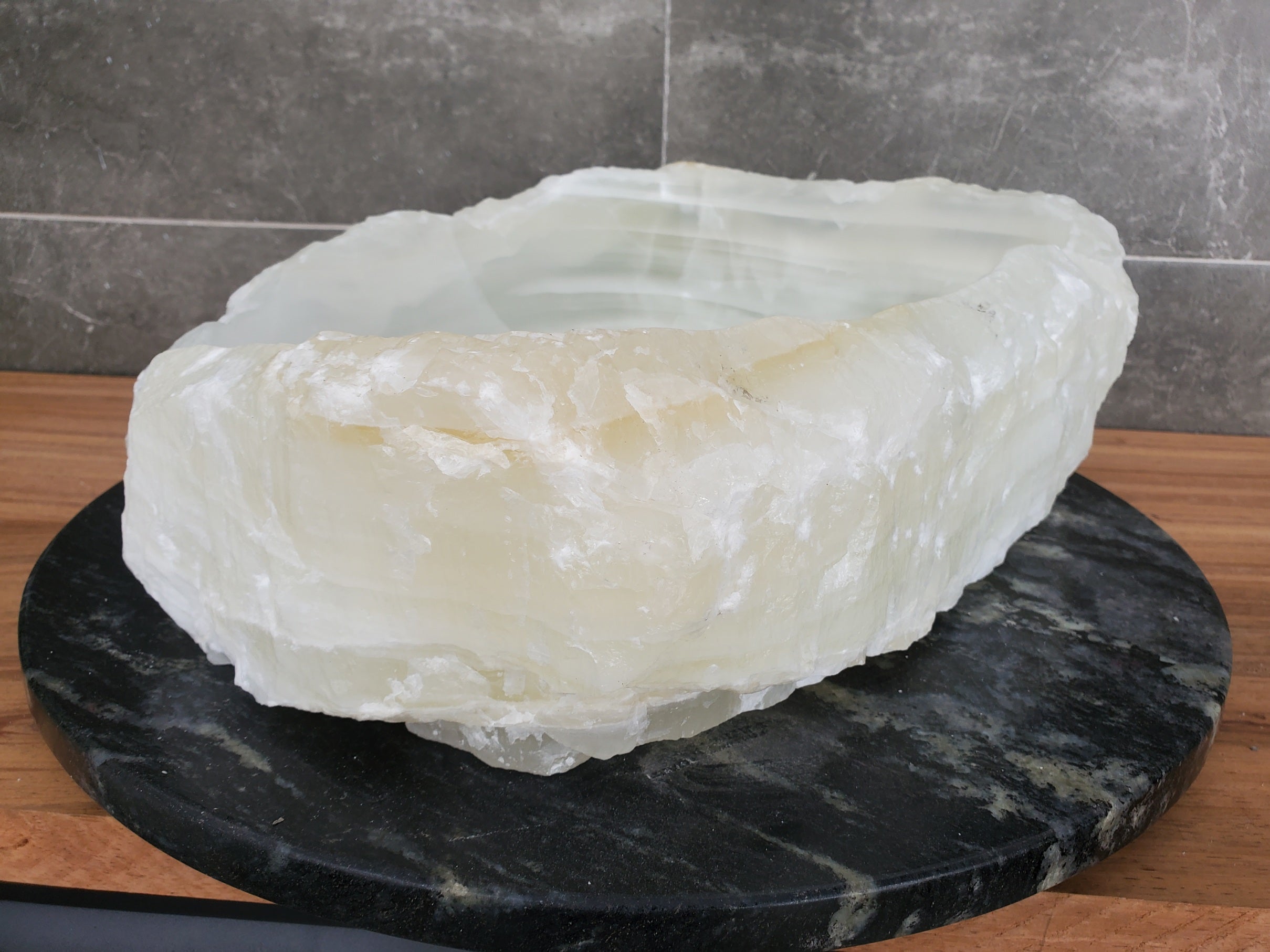 S31_46 Onyx Stone Vessel Bathroom Sink