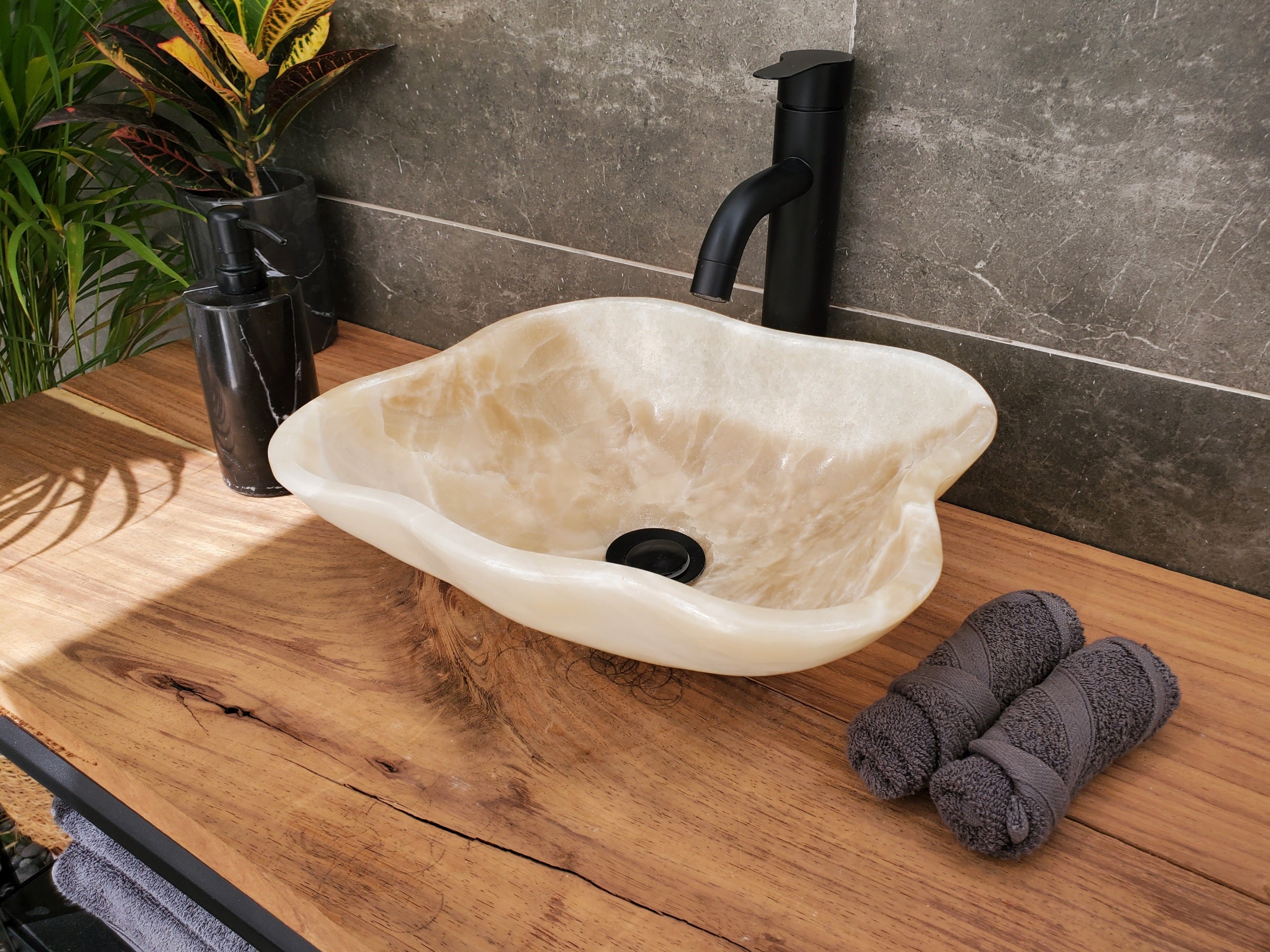 S32_22 Onyx Stone Vessel Bathroom Sink - 14 x 12 inch