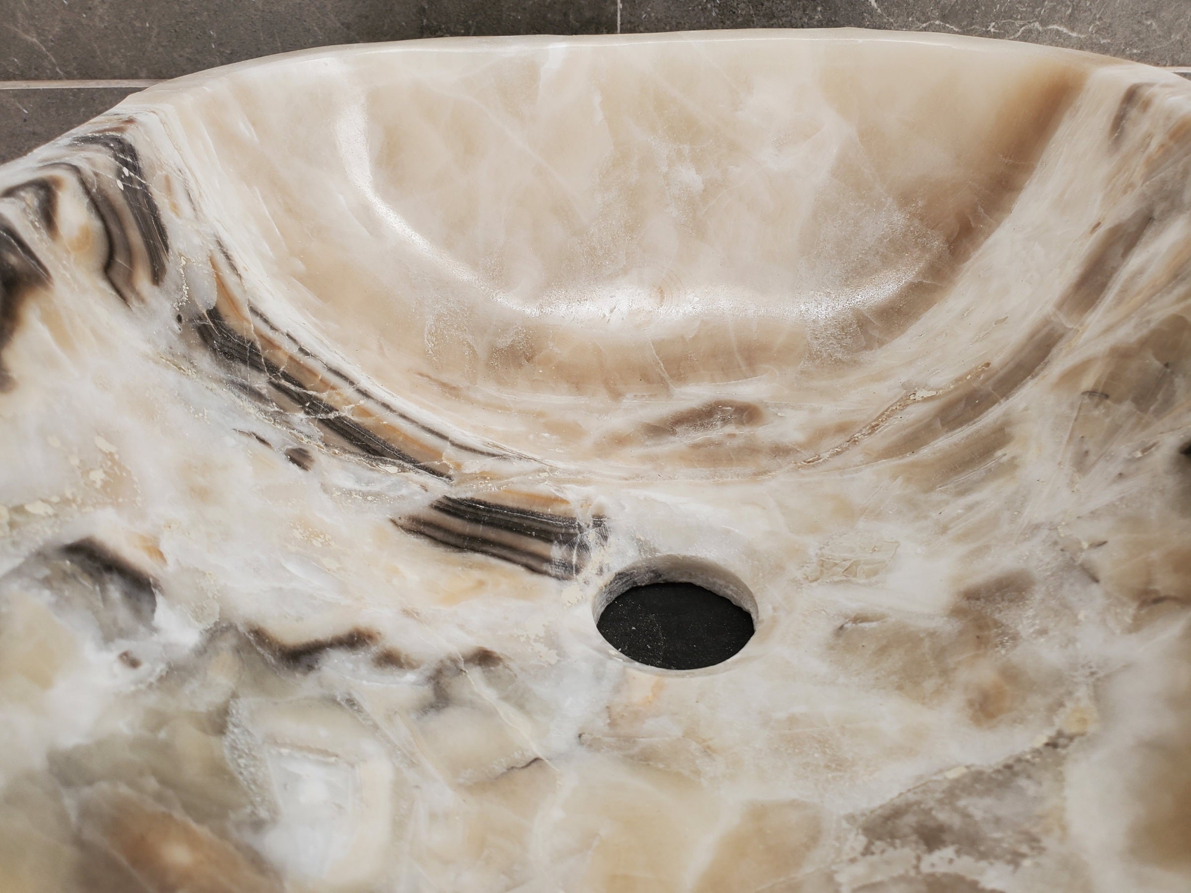 S33_10 Onyx Stone Vessel Sink