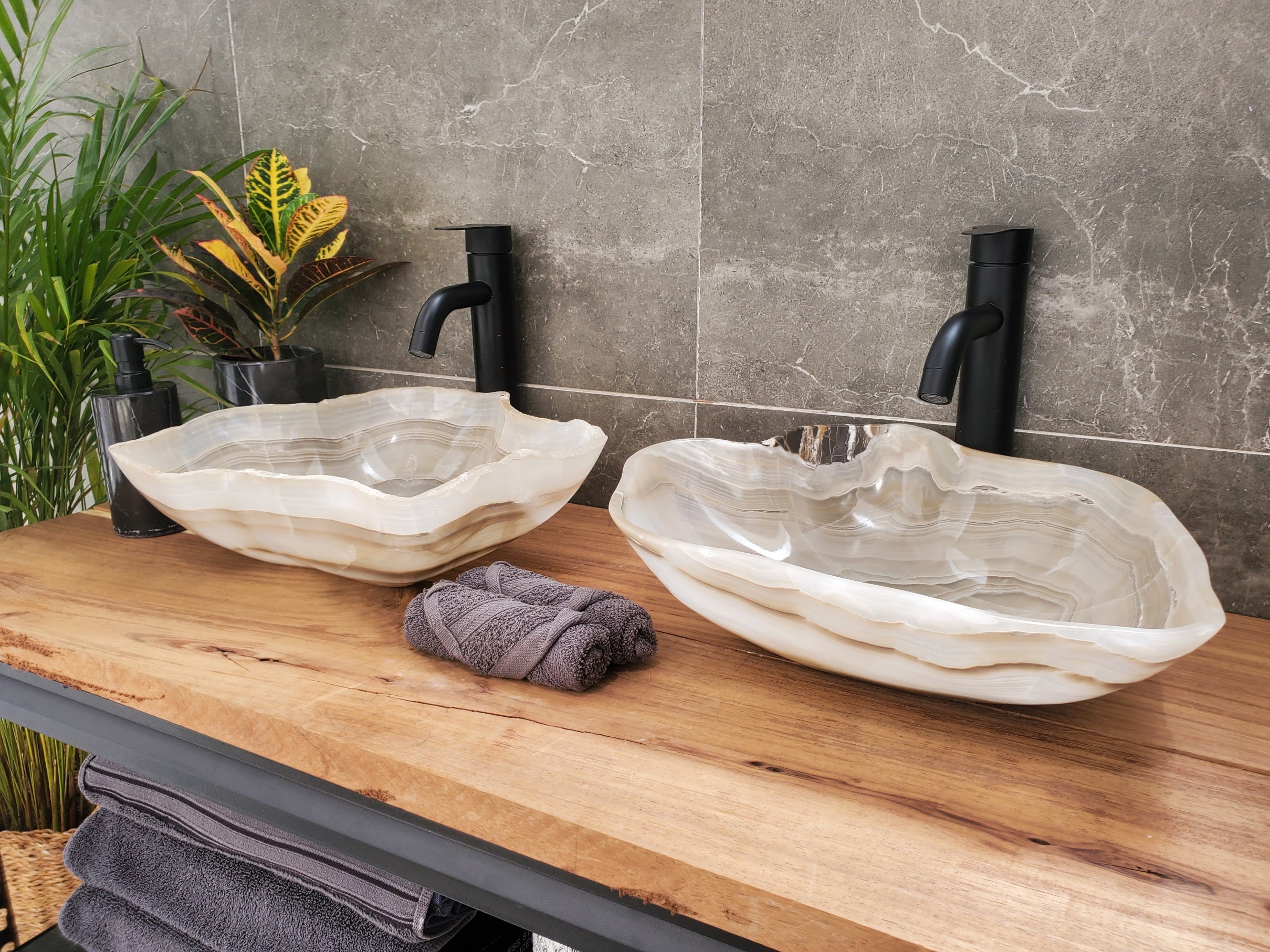 SET3203 Onyx Stone Master Bath Set of 2 (Two) Vessel Sinks
