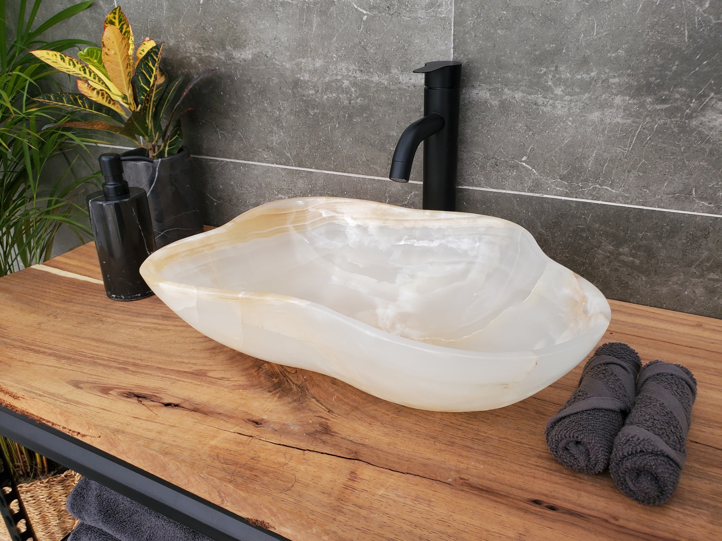 S32_11 Onyx Stone Vessel Bathroom Sink