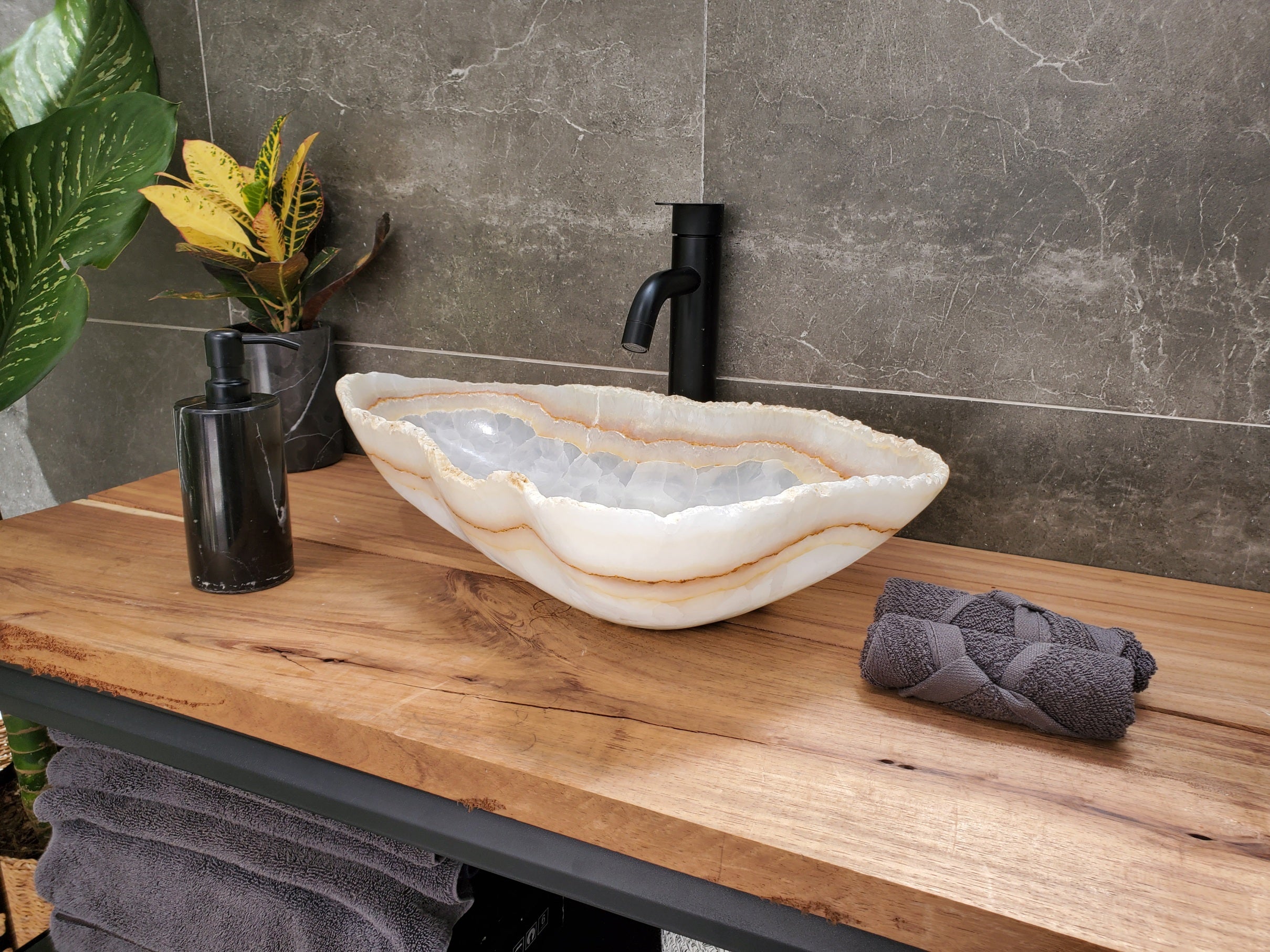 SET3166 Onyx Stone Master Bath Set of 2 (Two) Vessel Sinks