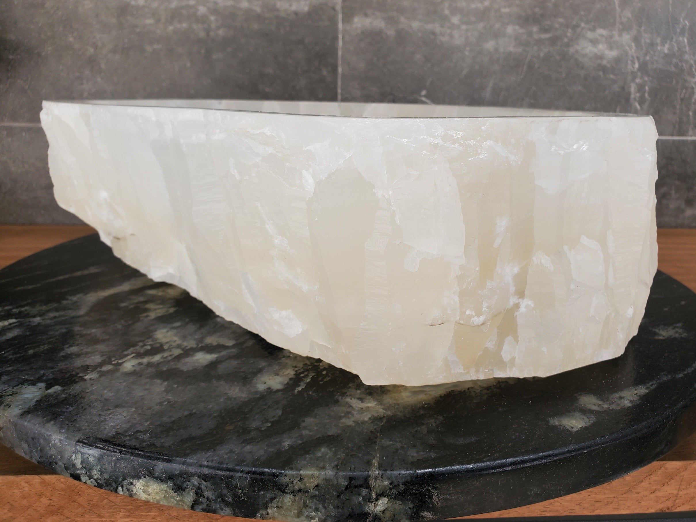S33_19 Onyx Stone Vessel Sink