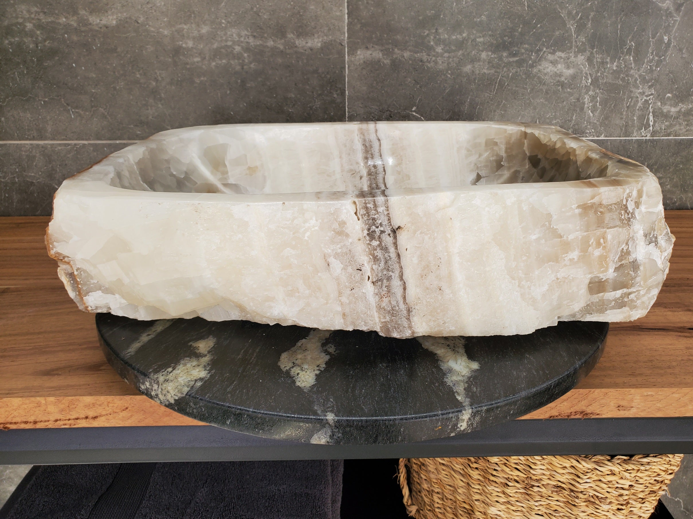 S33_09 Onyx Stone Vessel Sink - 19.5 x 13 inch