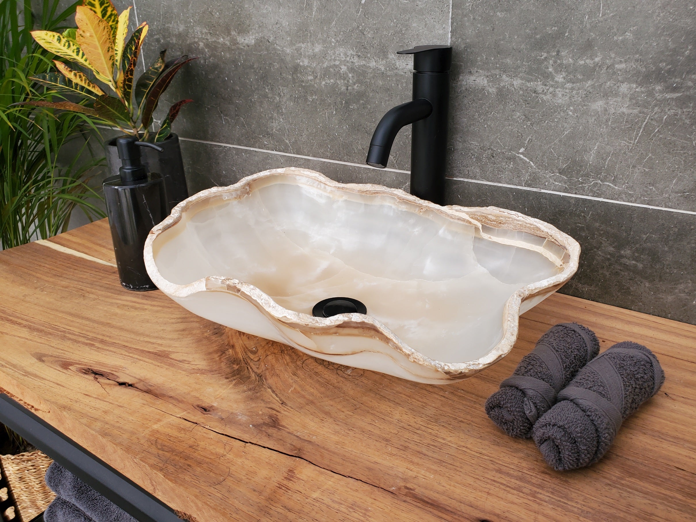 S32_13 Onyx Stone Vessel Bathroom Sink