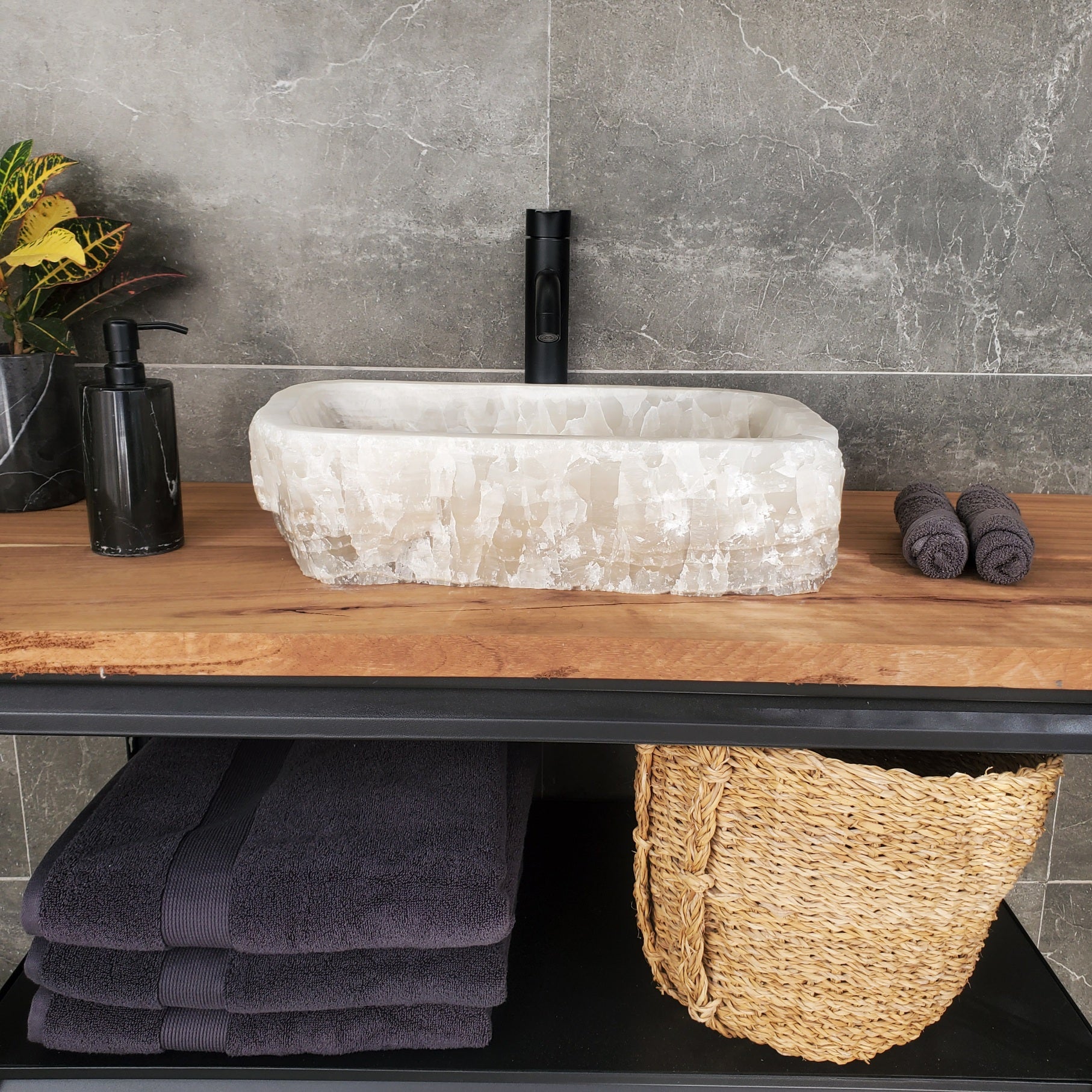 S33_14 Onyx Stone Vessel Sink - 19 x 12.5 inch