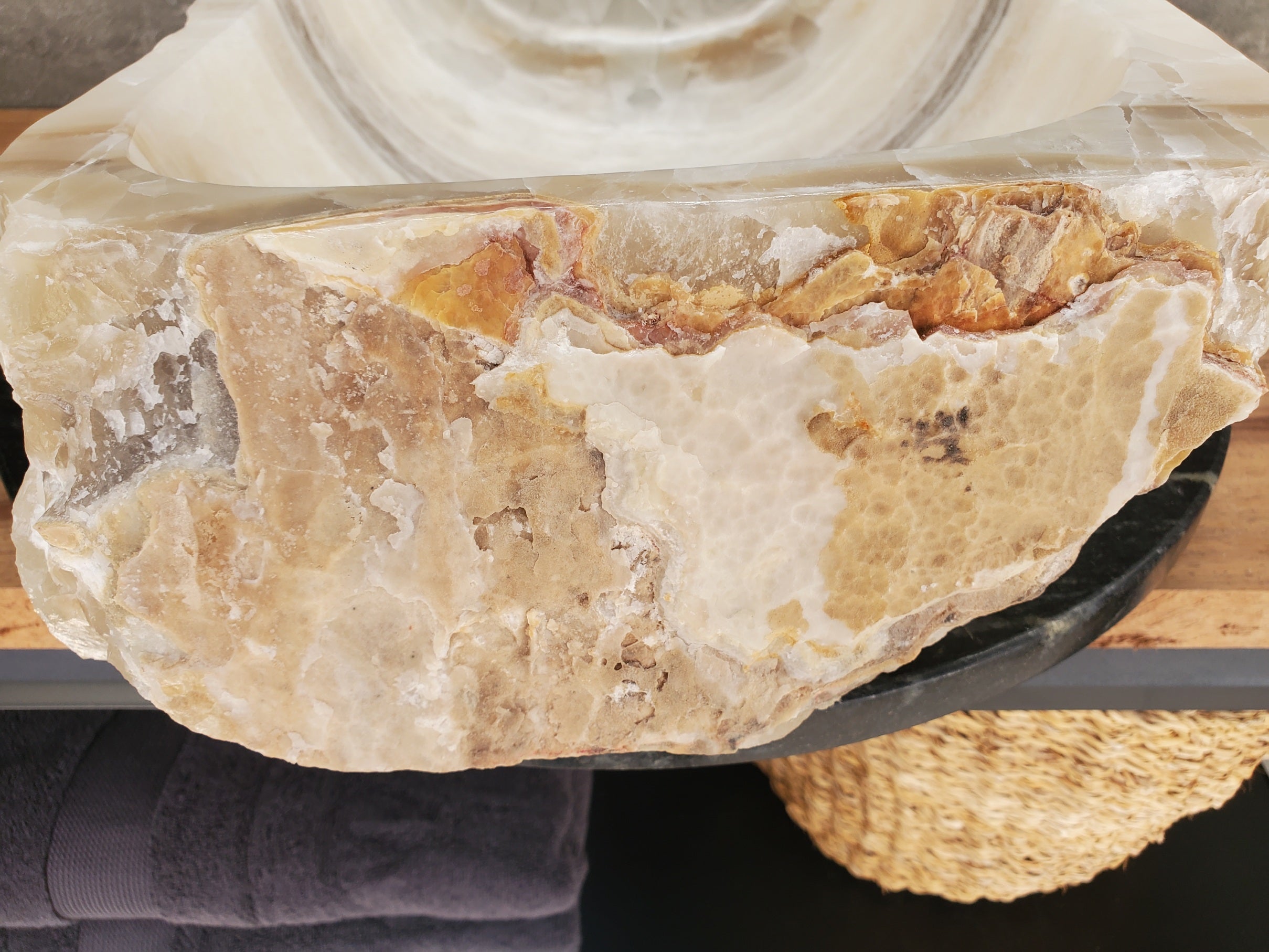 S33_09 Onyx Stone Vessel Sink - 19.5 x 13 inch