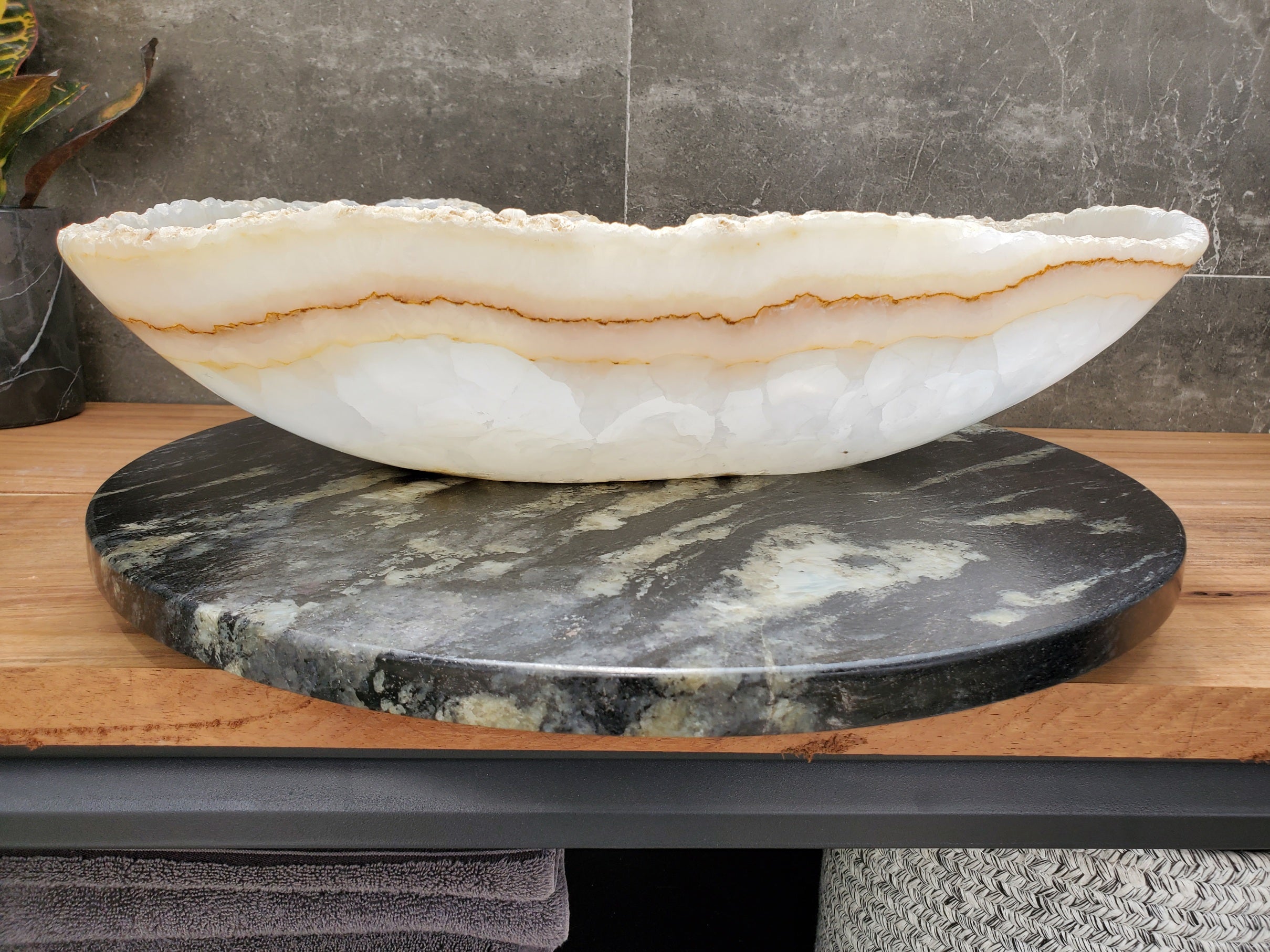 S31_38 Onyx Stone Vessel Bathroom Sink