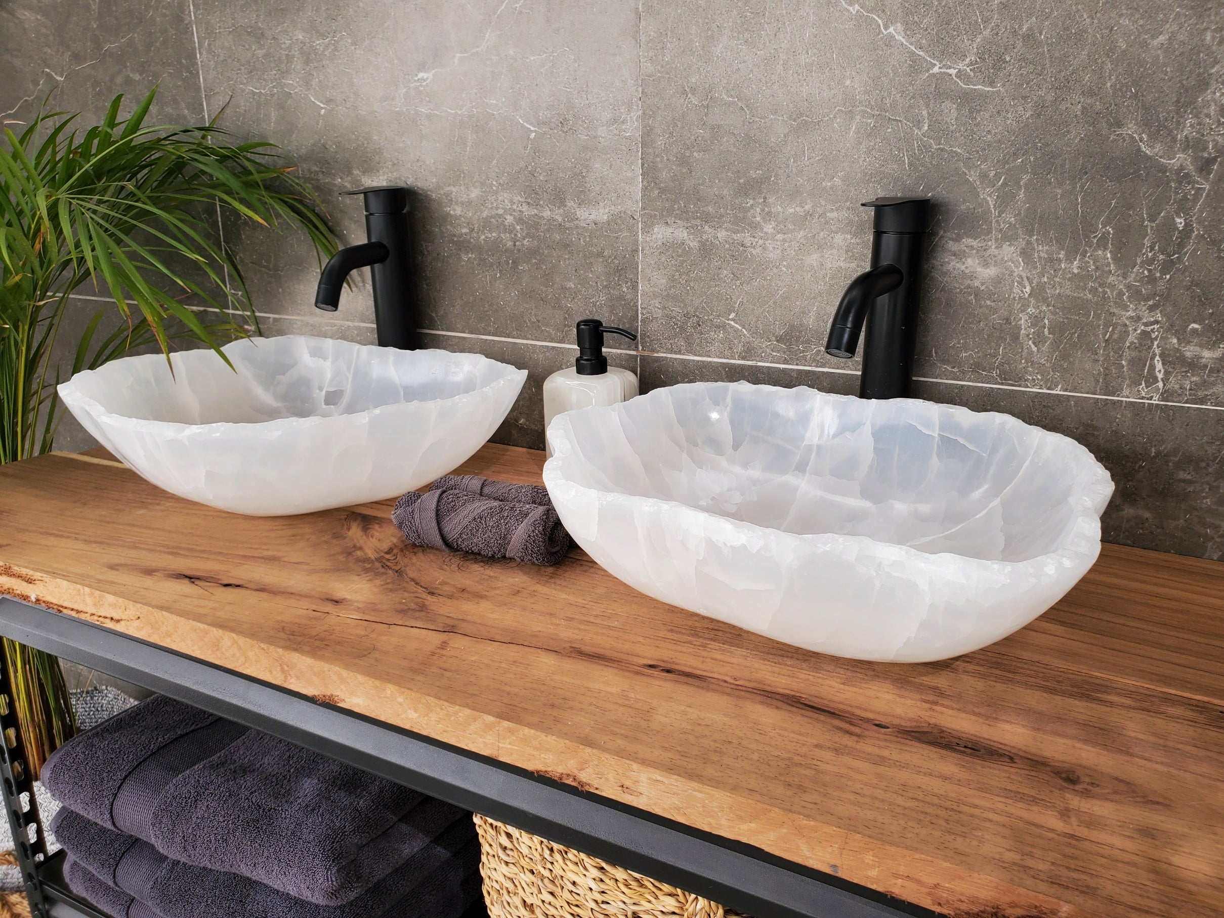SET3303 Onyx Stone Master Bath Set of 2 (Two) Vessel Sinks