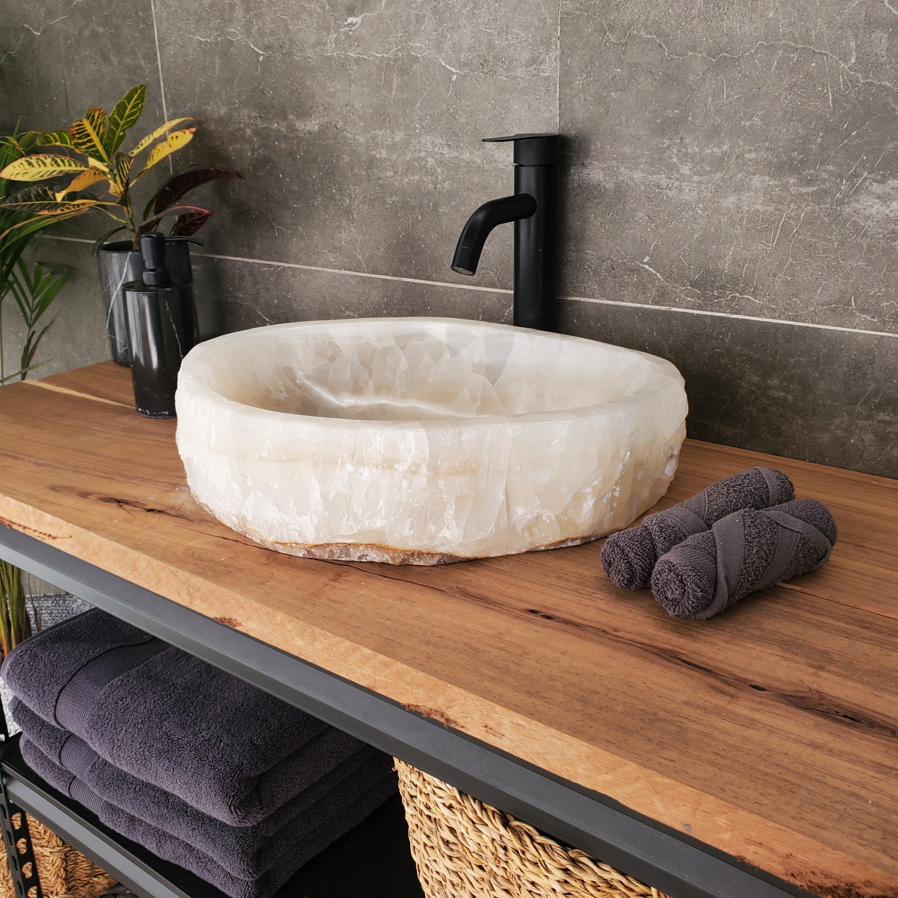 S33_20 Onyx Stone Vessel Sink - 16 x 13 inch