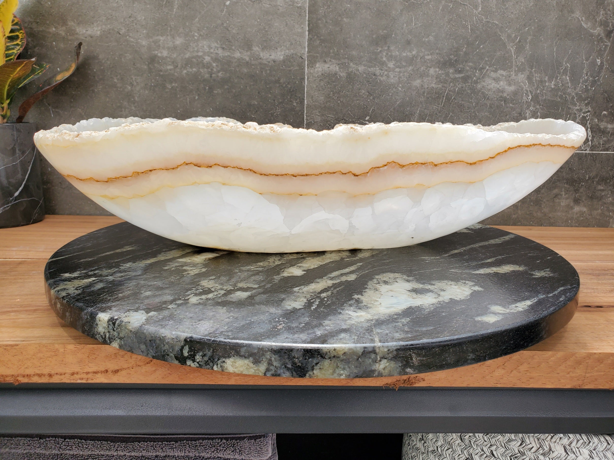 S31_38 Onyx Stone Vessel Bathroom Sink