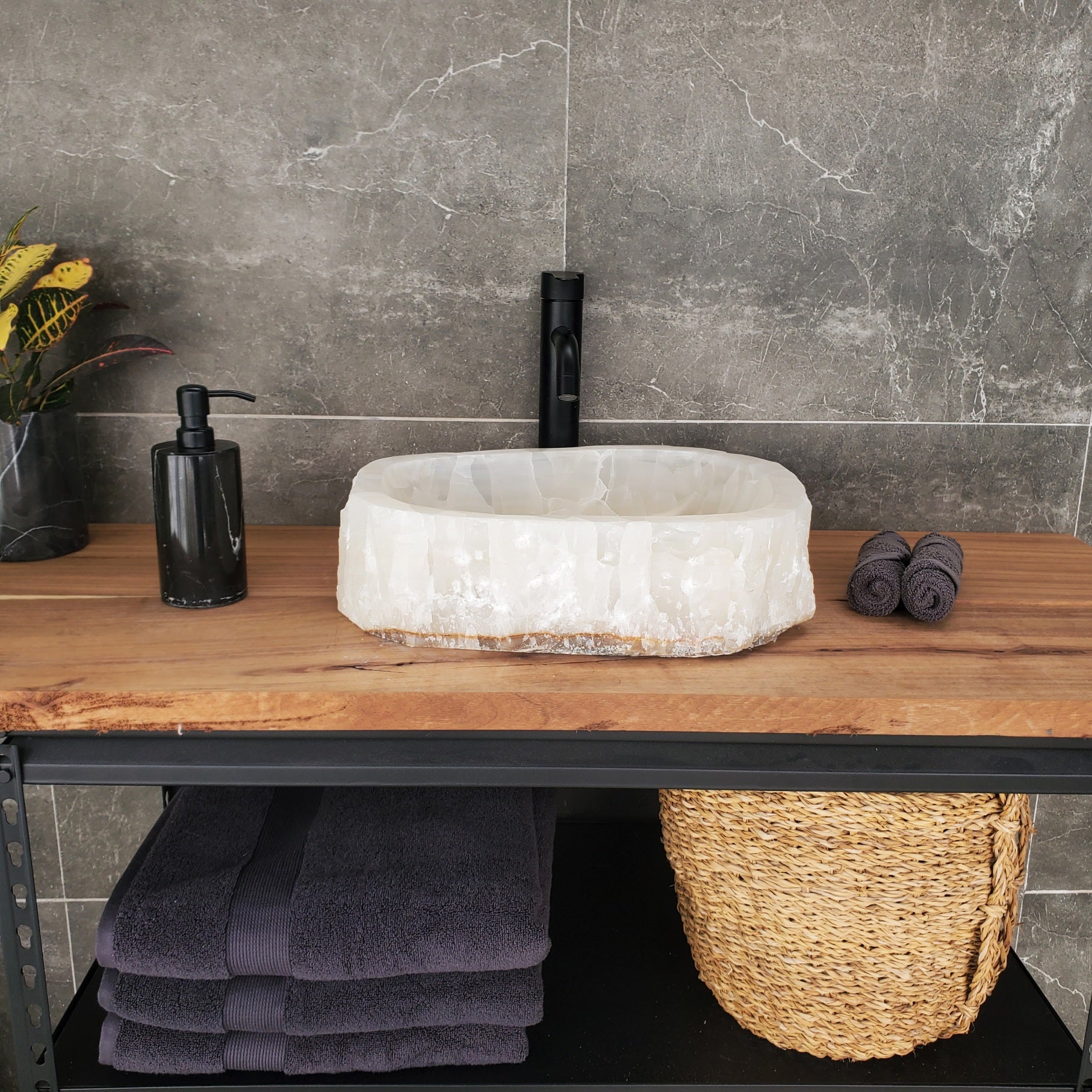 S33_19 Onyx Stone Vessel Sink