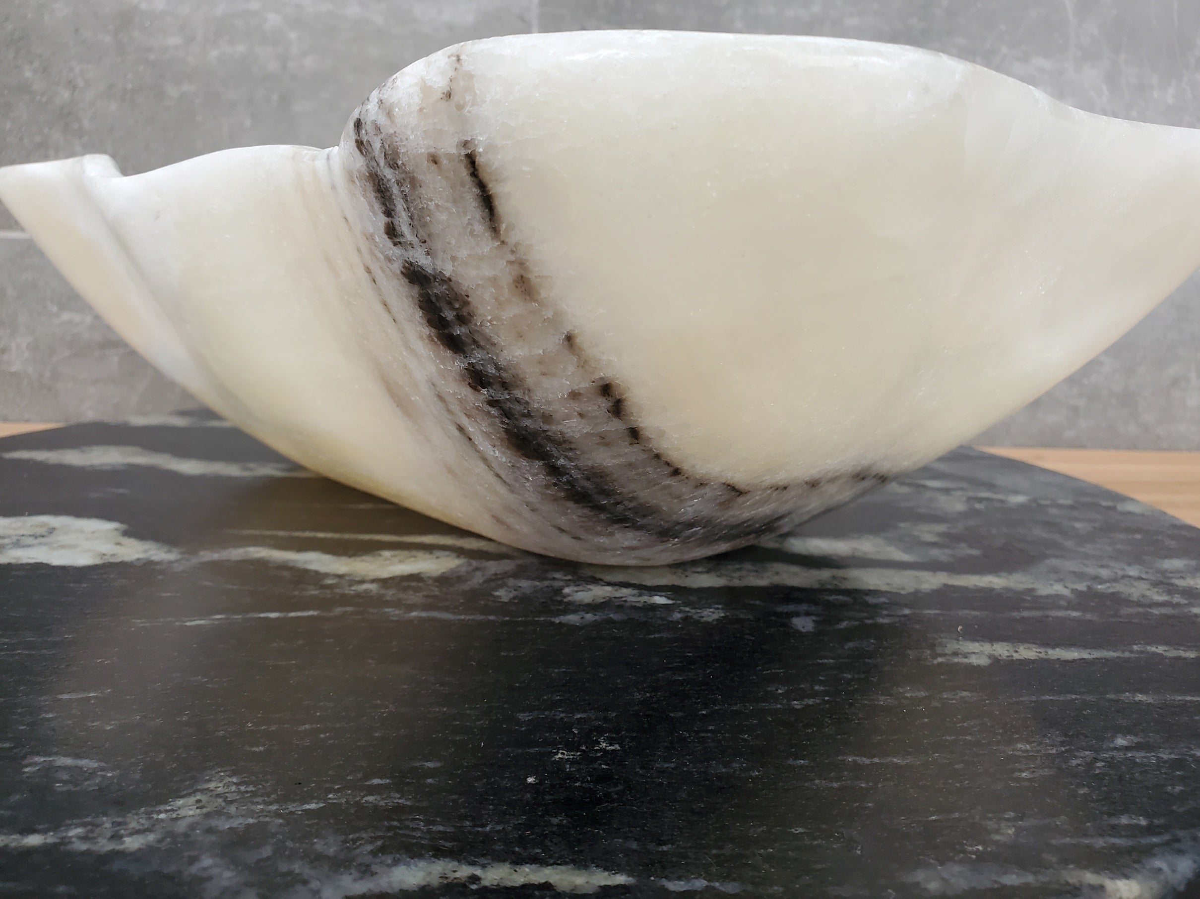 S32_05 Onyx Stone Vessel Bathroom Sink - 16.5 x 11 inch