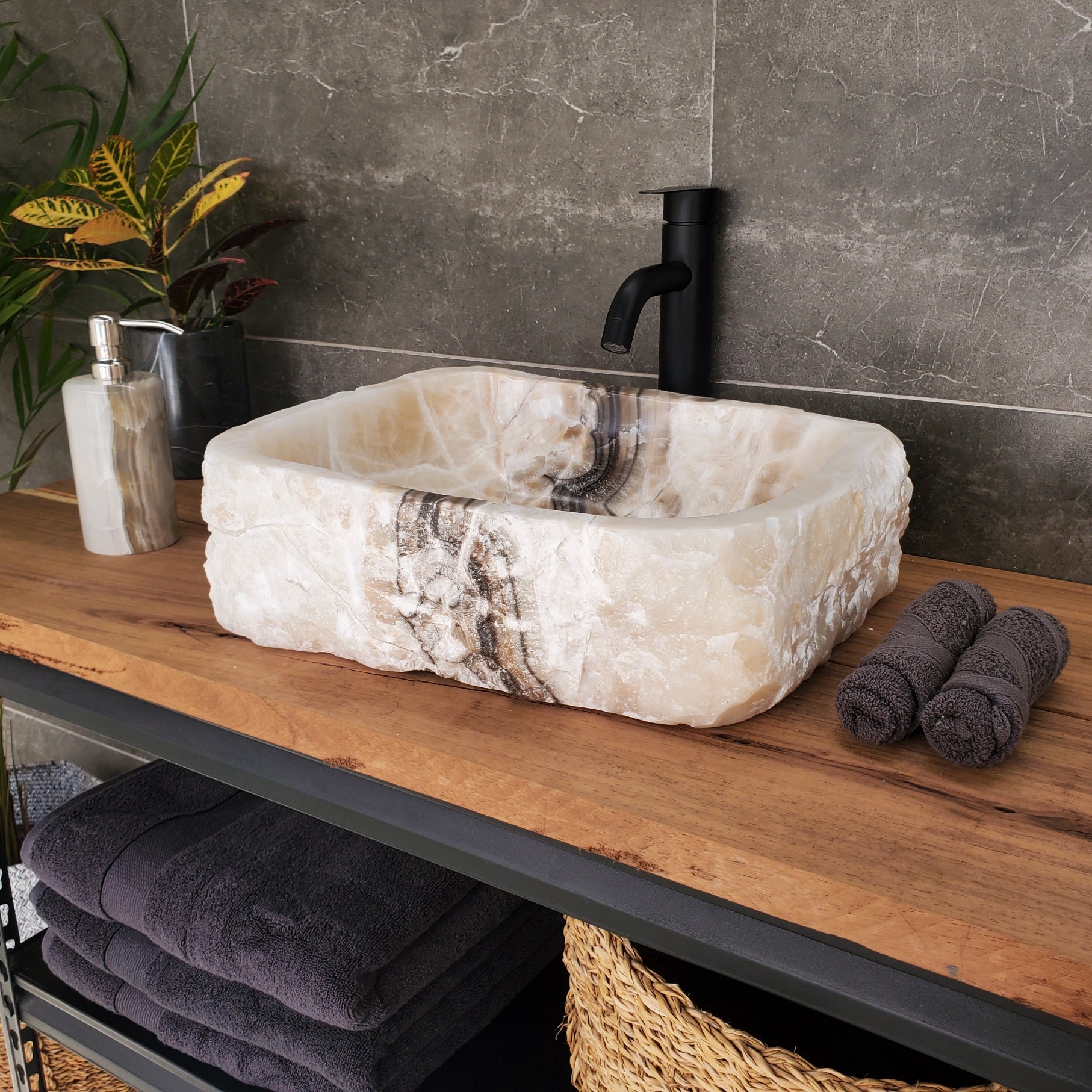 S33_08 Onyx Stone Vessel Bathroom Sink