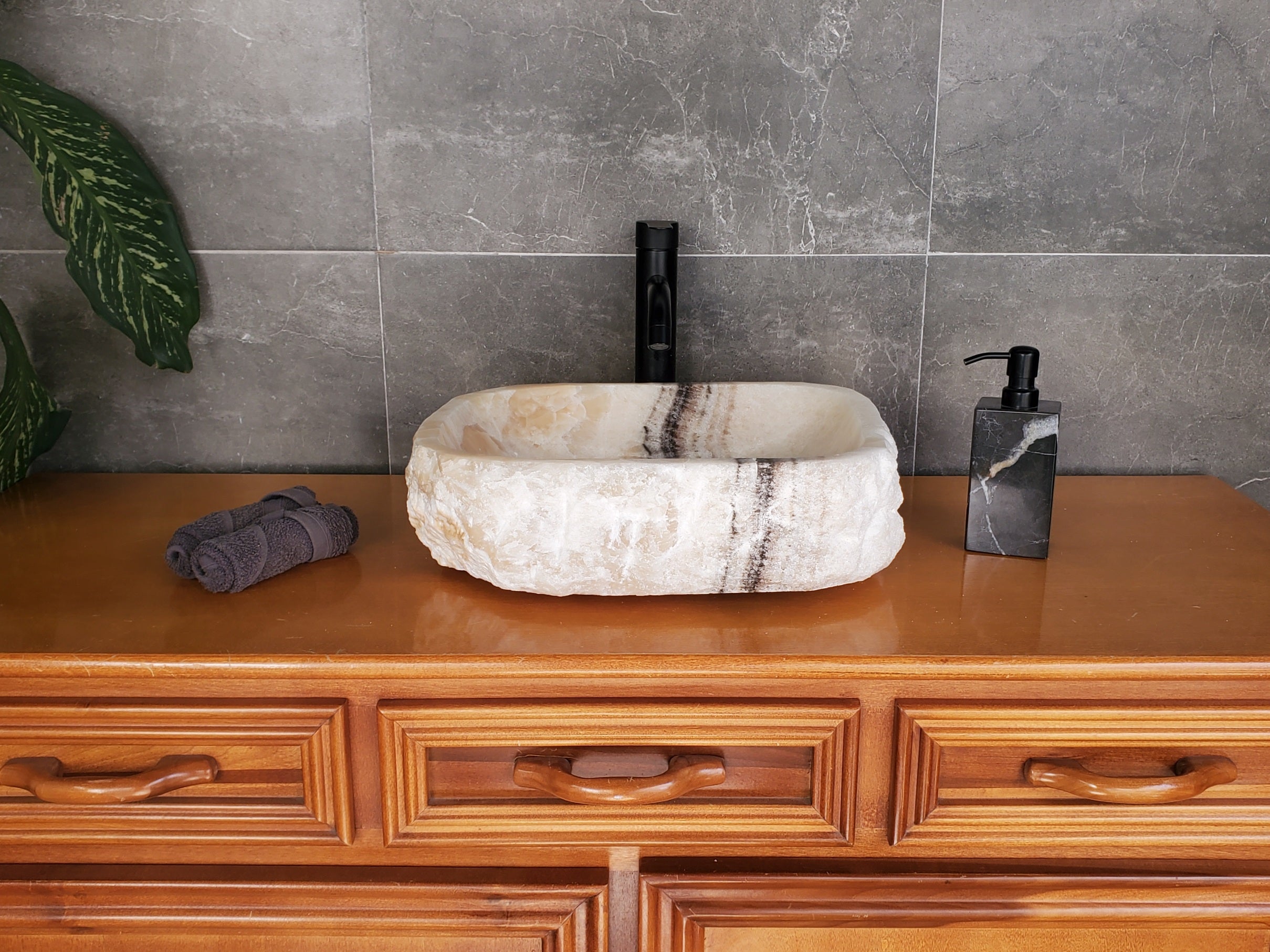 S37_17 Cream Onyx Vessel Sink – Rectangular Natural Stone Countertop Bathroom Sink 16.5 x 13.5 Inch Bathroom Sinks Featured Onyx Sinks Sinks