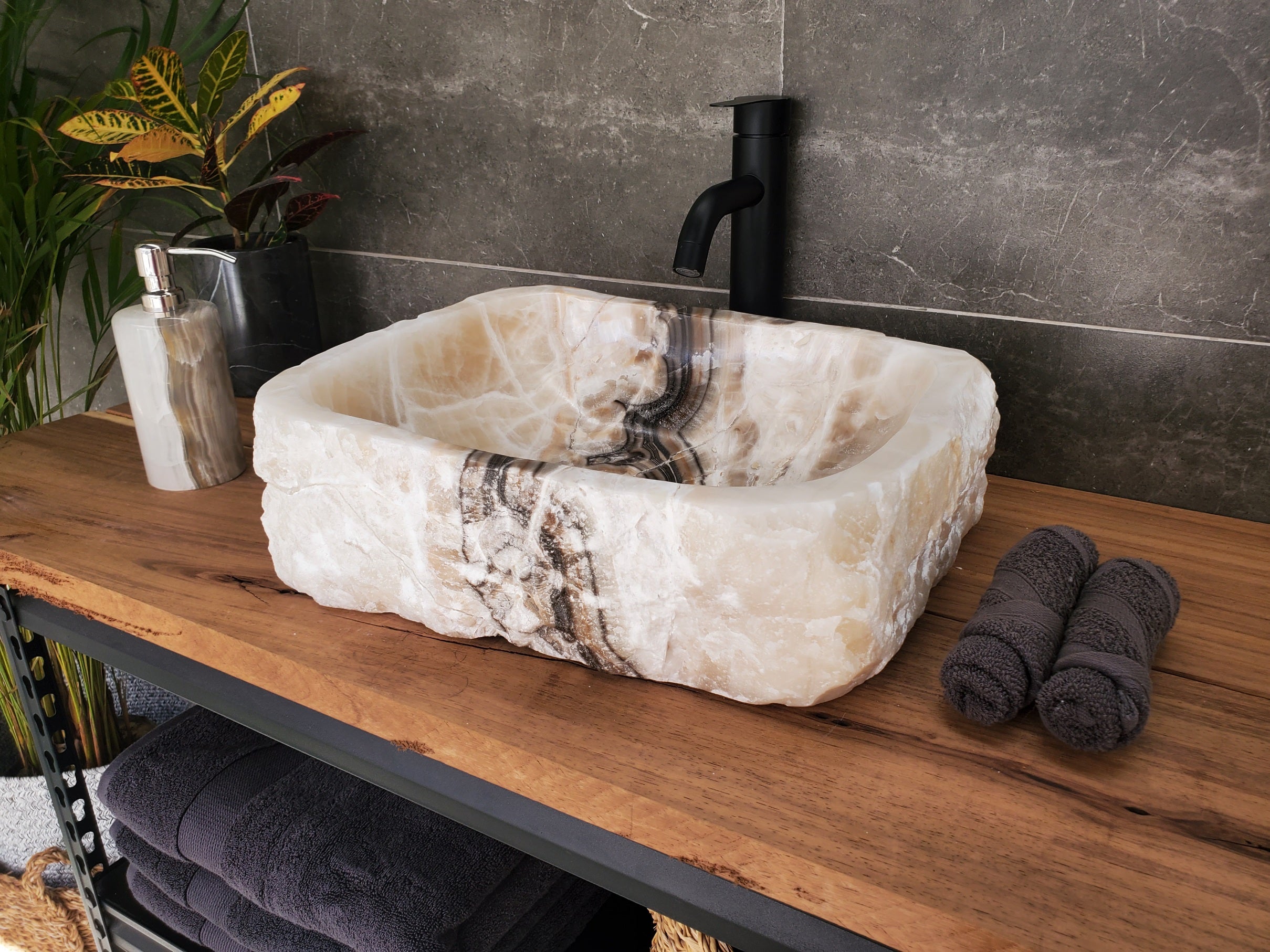 S33_08 Onyx Stone Vessel Bathroom Sink - 17 x 13.5 inch