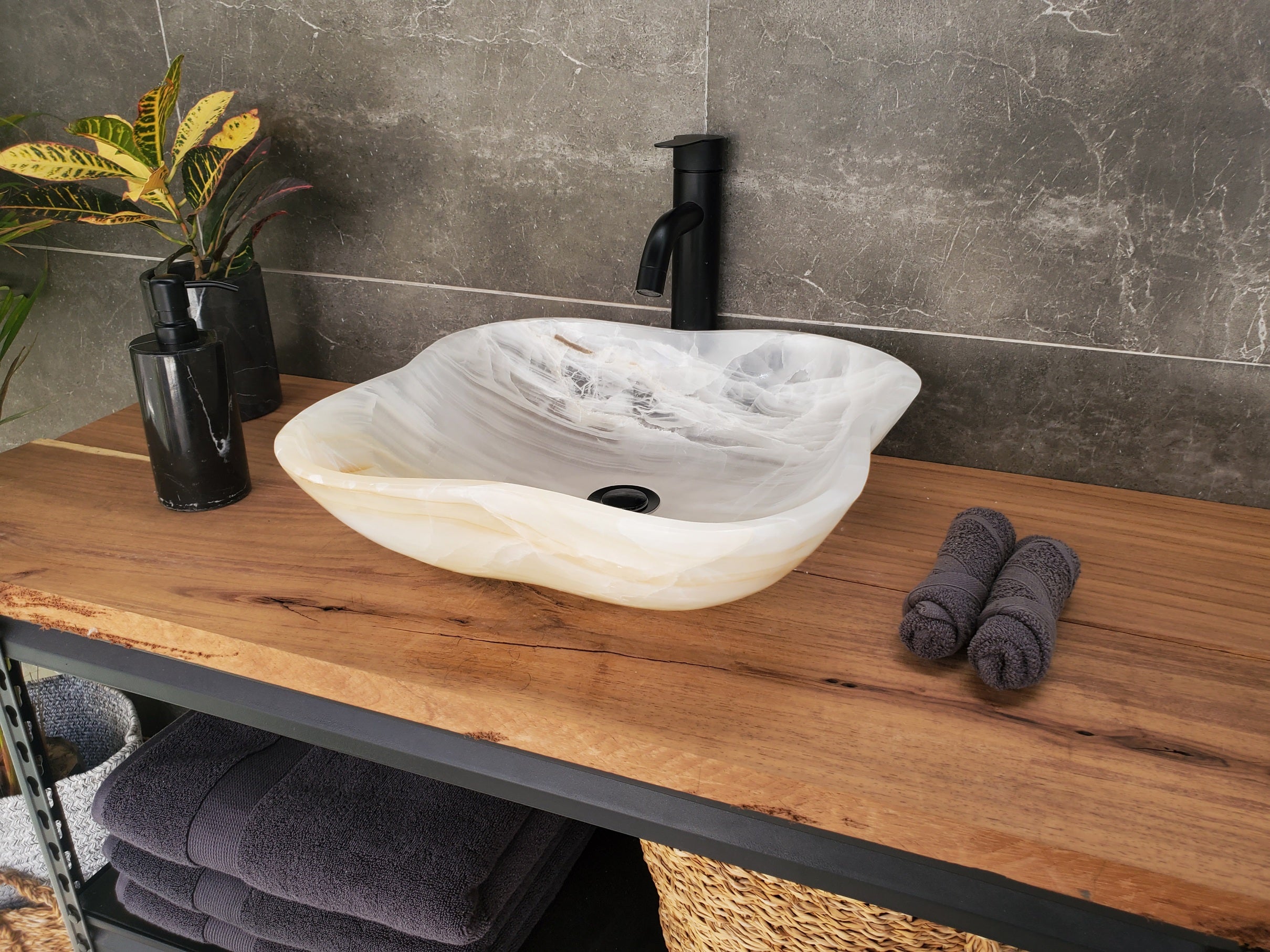 S33_24 White Onyx Bathroom Vessel Sink