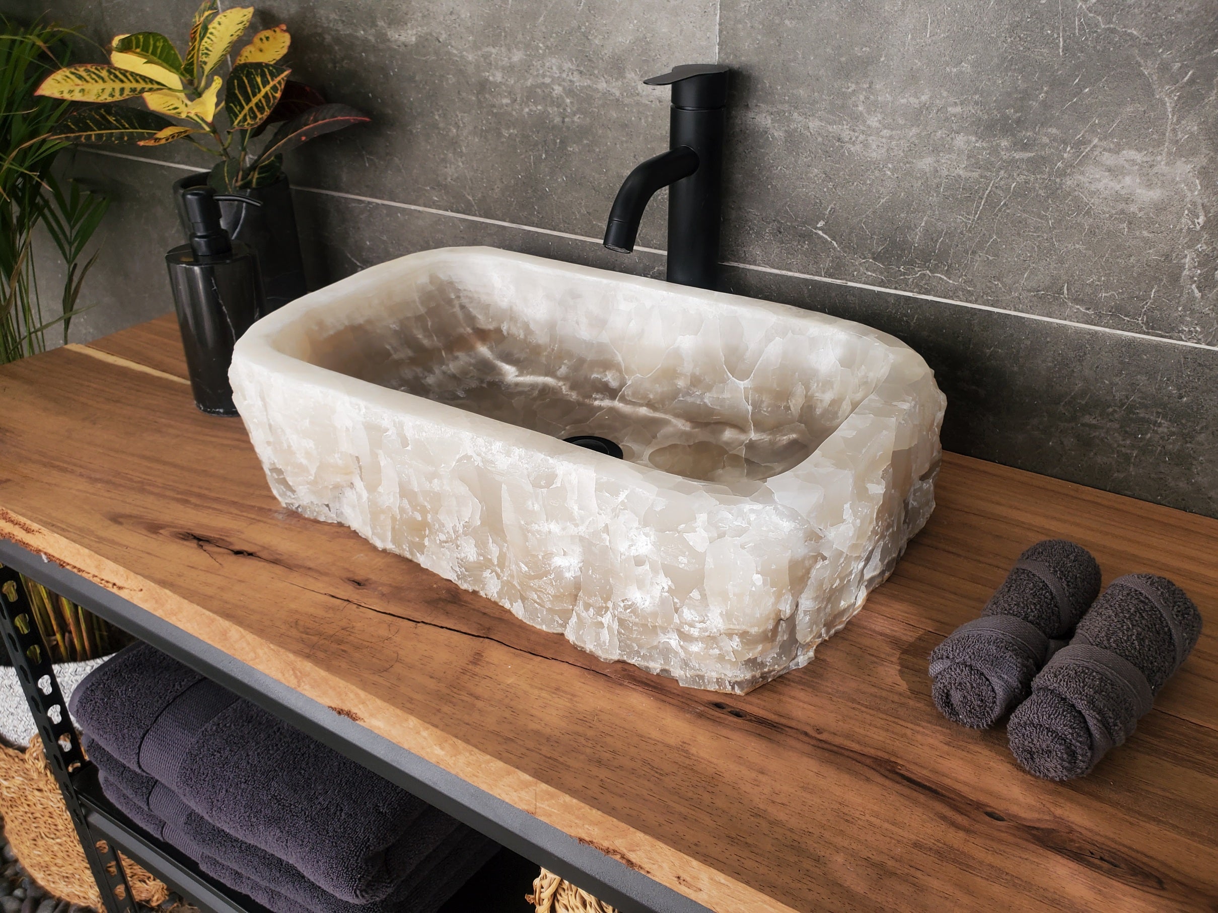 S33_14 Onyx Stone Vessel Sink - 19 x 12.5 inch
