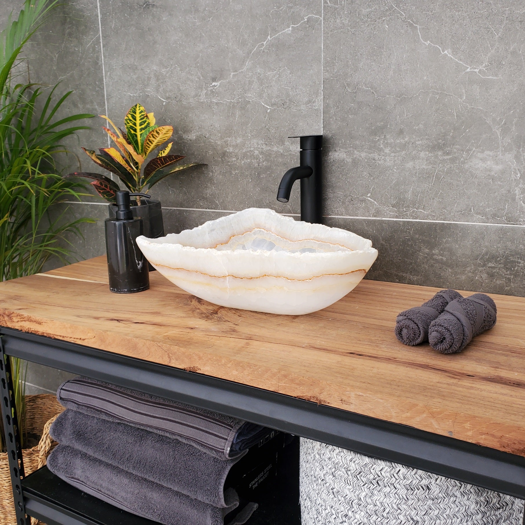 S32_03 Onyx Stone Vessel Bathroom Sink