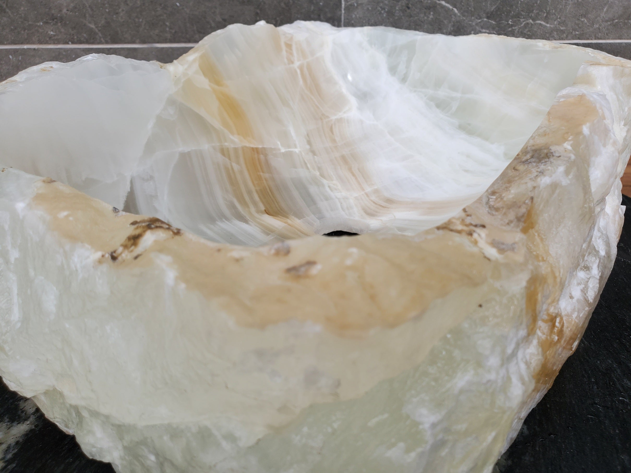 S31_48 Onyx Stone Vessel Bathroom Sink