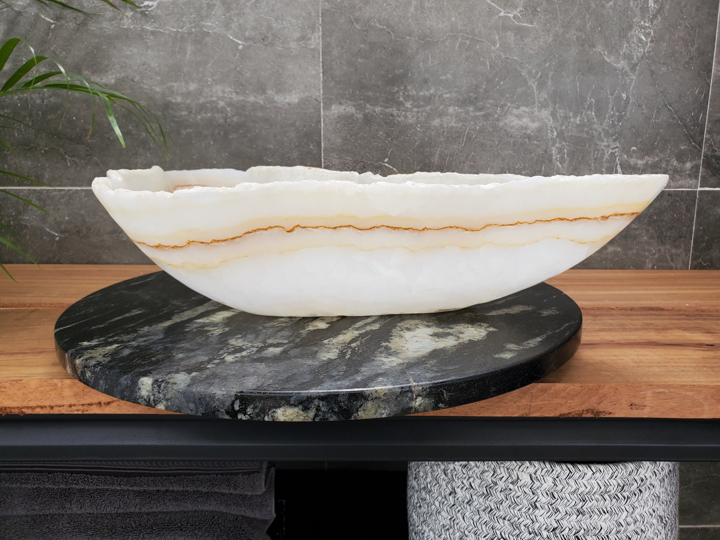 S31_39 Onyx Stone Vessel Bathroom Sink - 22 x 13.5 inch