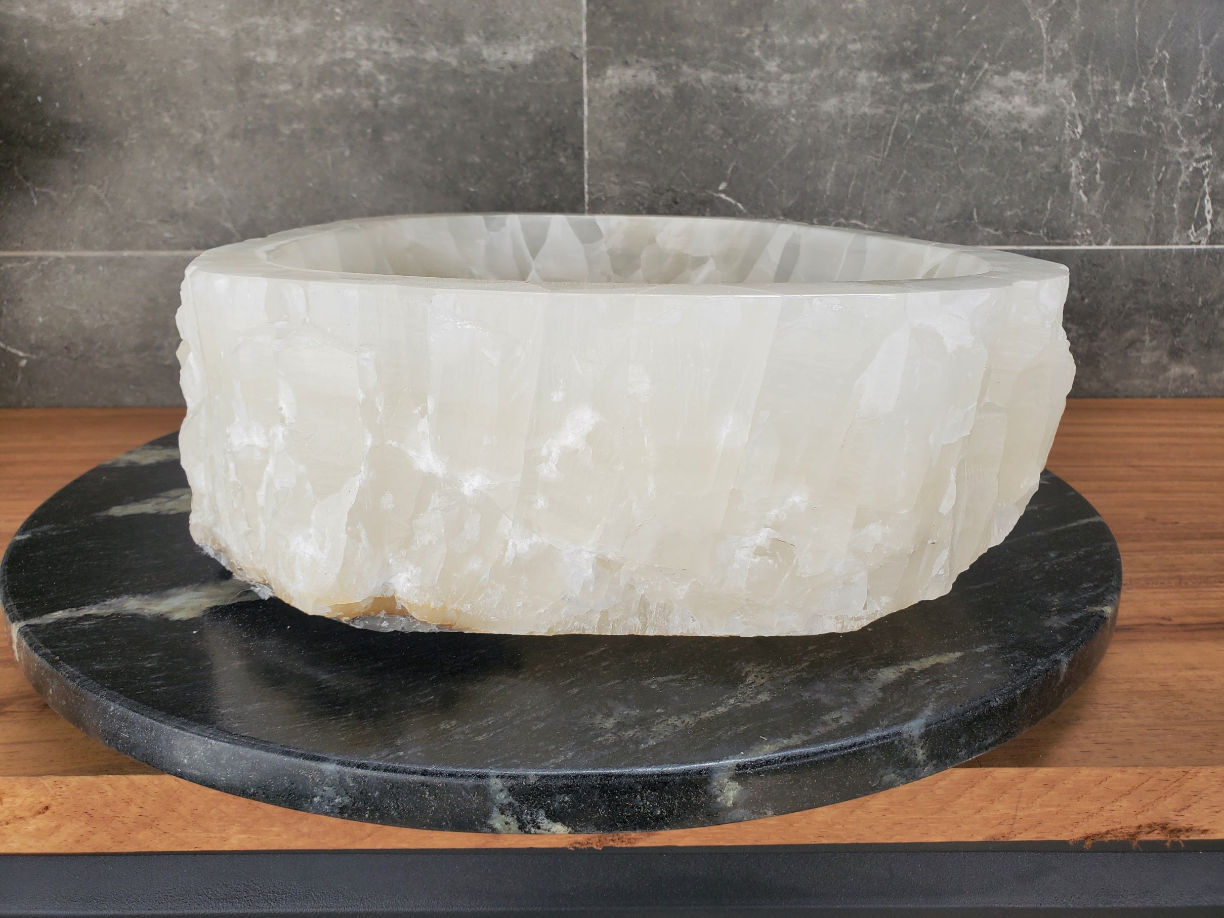 S33_19 Onyx Stone Vessel Sink
