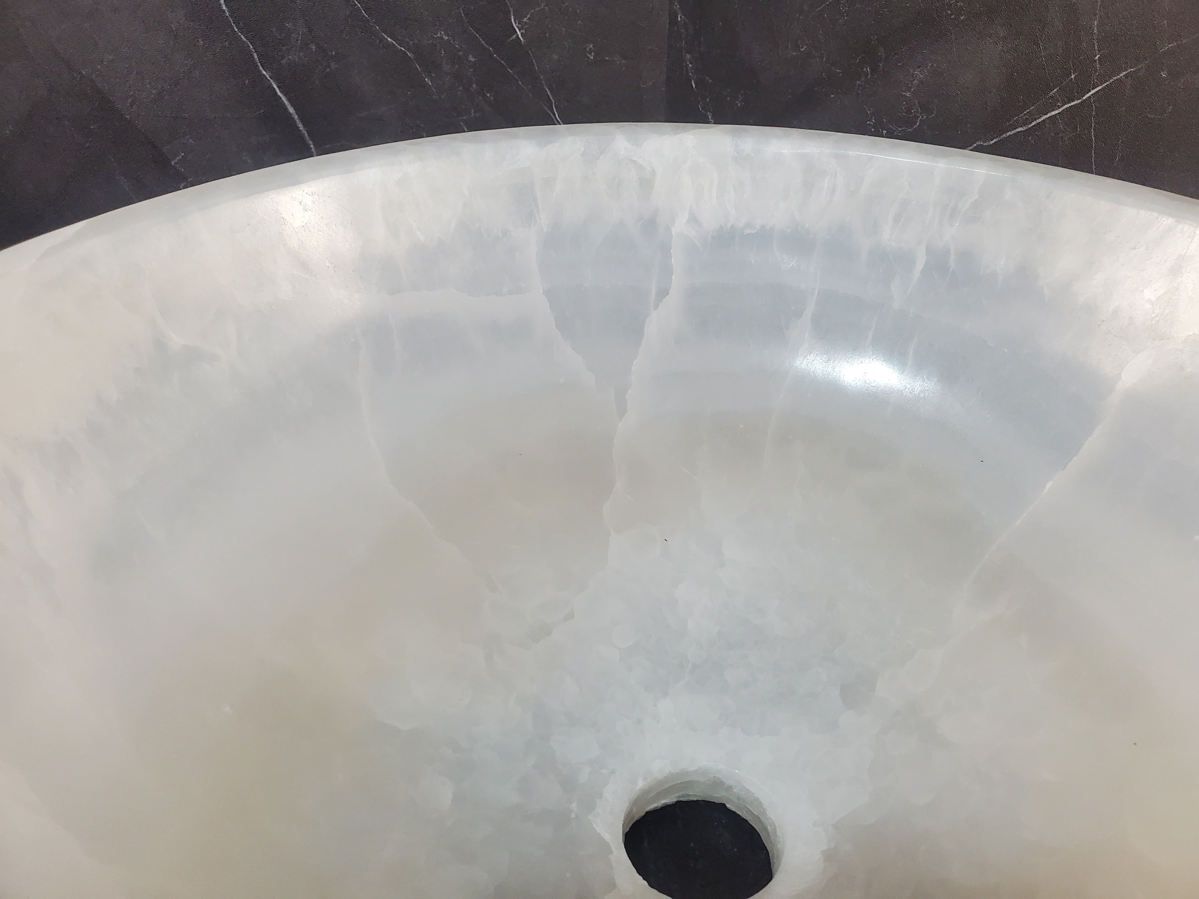 S27_08 Round Onyx Stone Vessel Sink - 15.6 x 15.6 inch