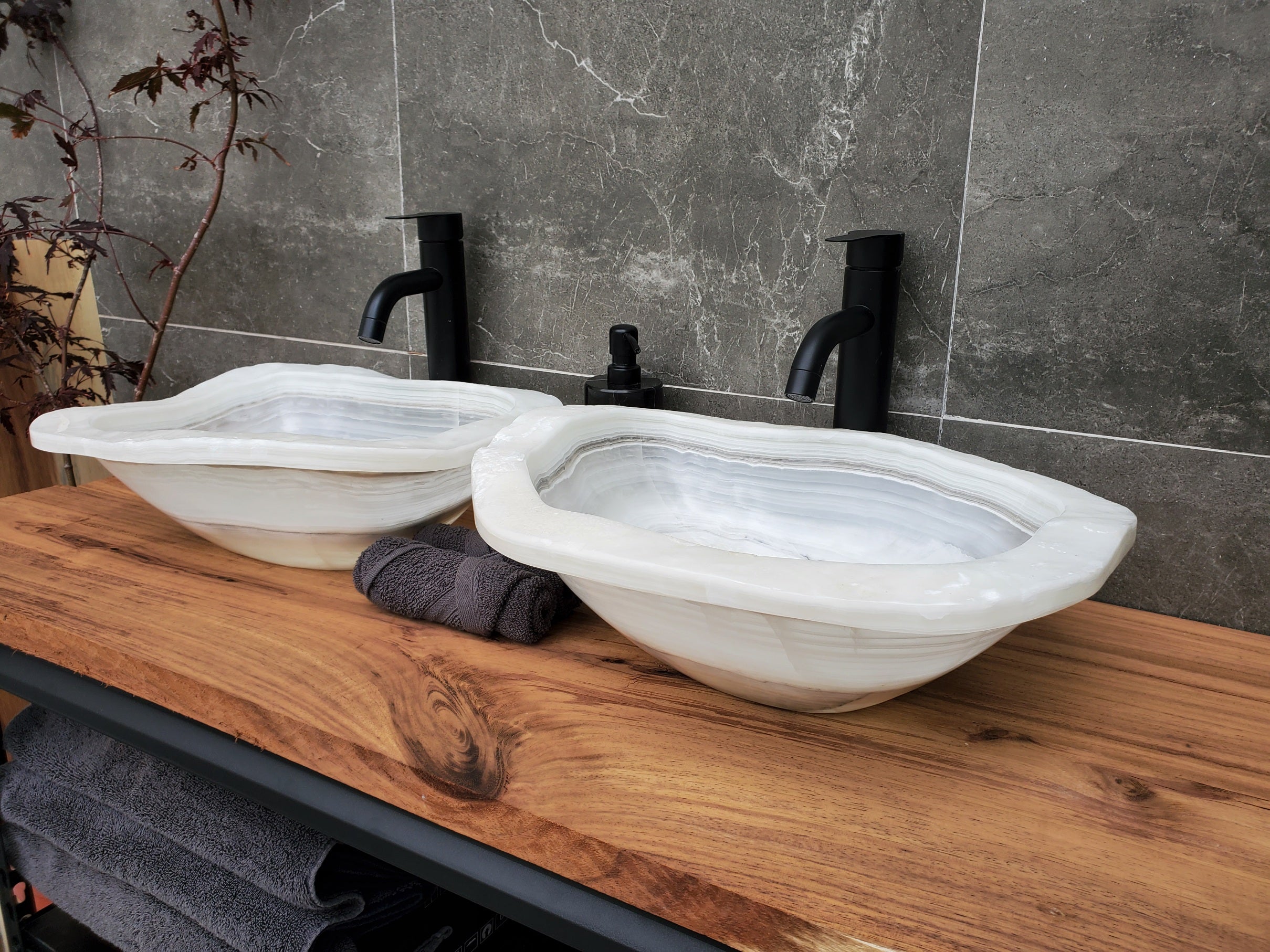 SET1056 Onyx Stone Master Bath Set of 2 (Two) Vessel Sinks
