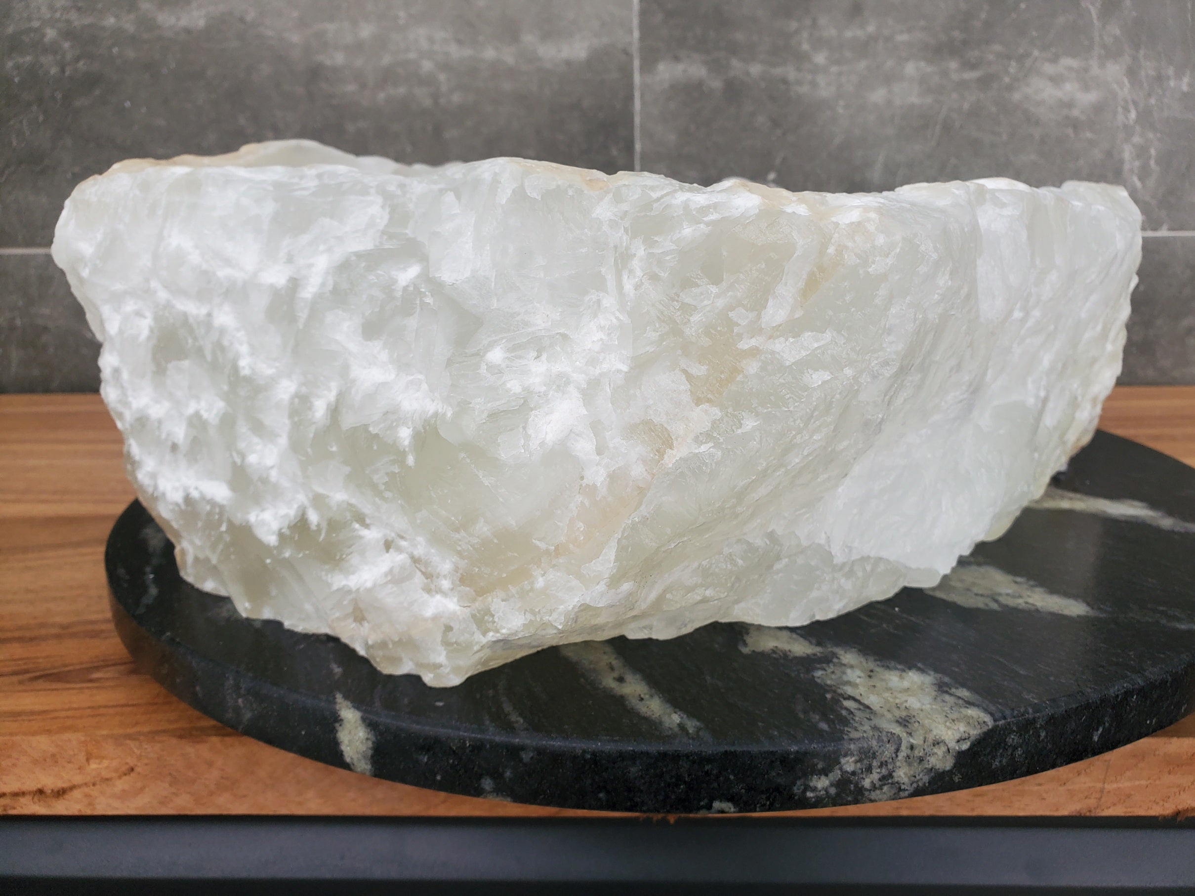 S31_43 Onyx Stone Vessel Bathroom Sink