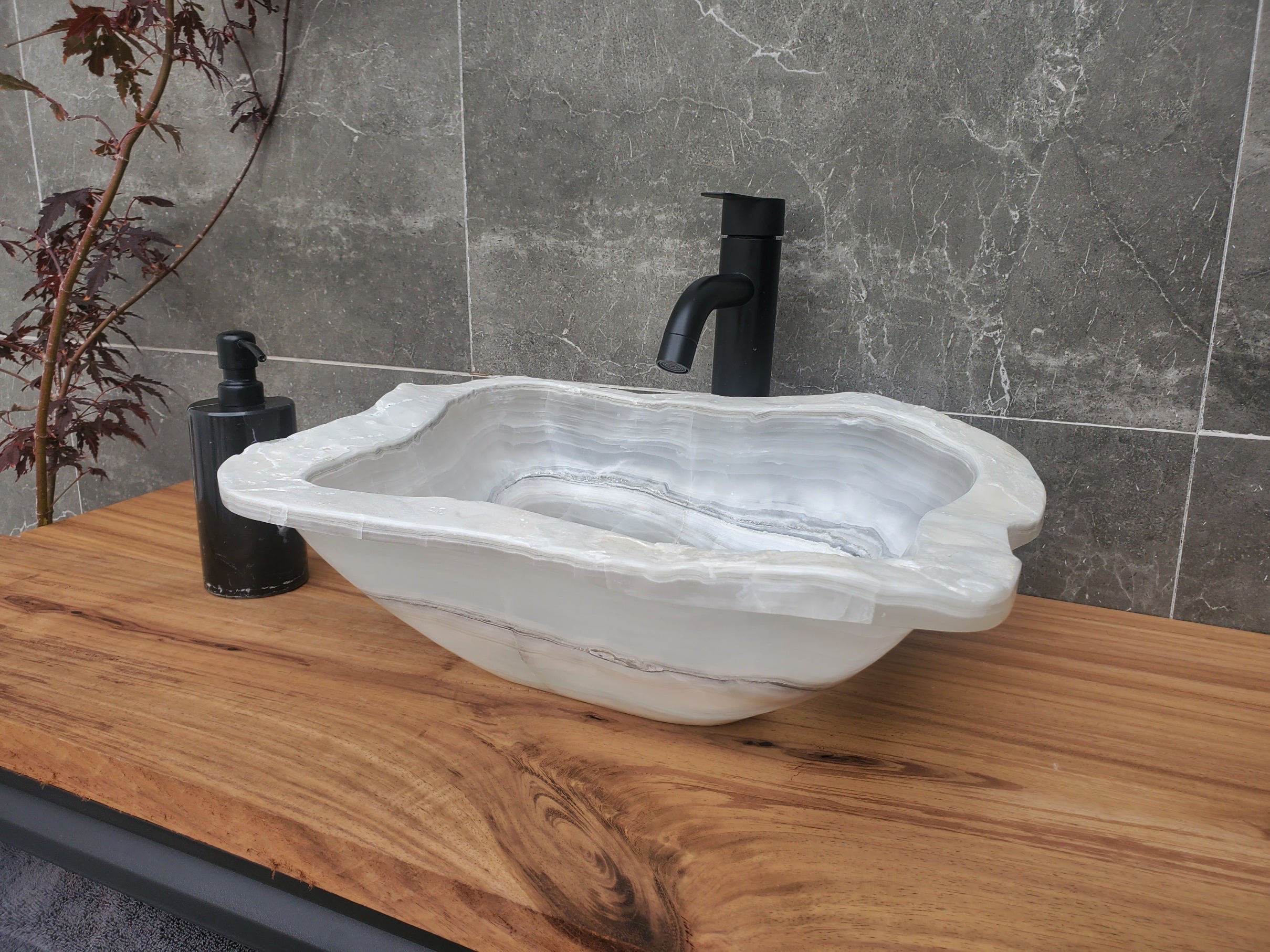 S30_08 Onyx Stone Vessel Bathroom Sink - 17.5 x 14.5 inch