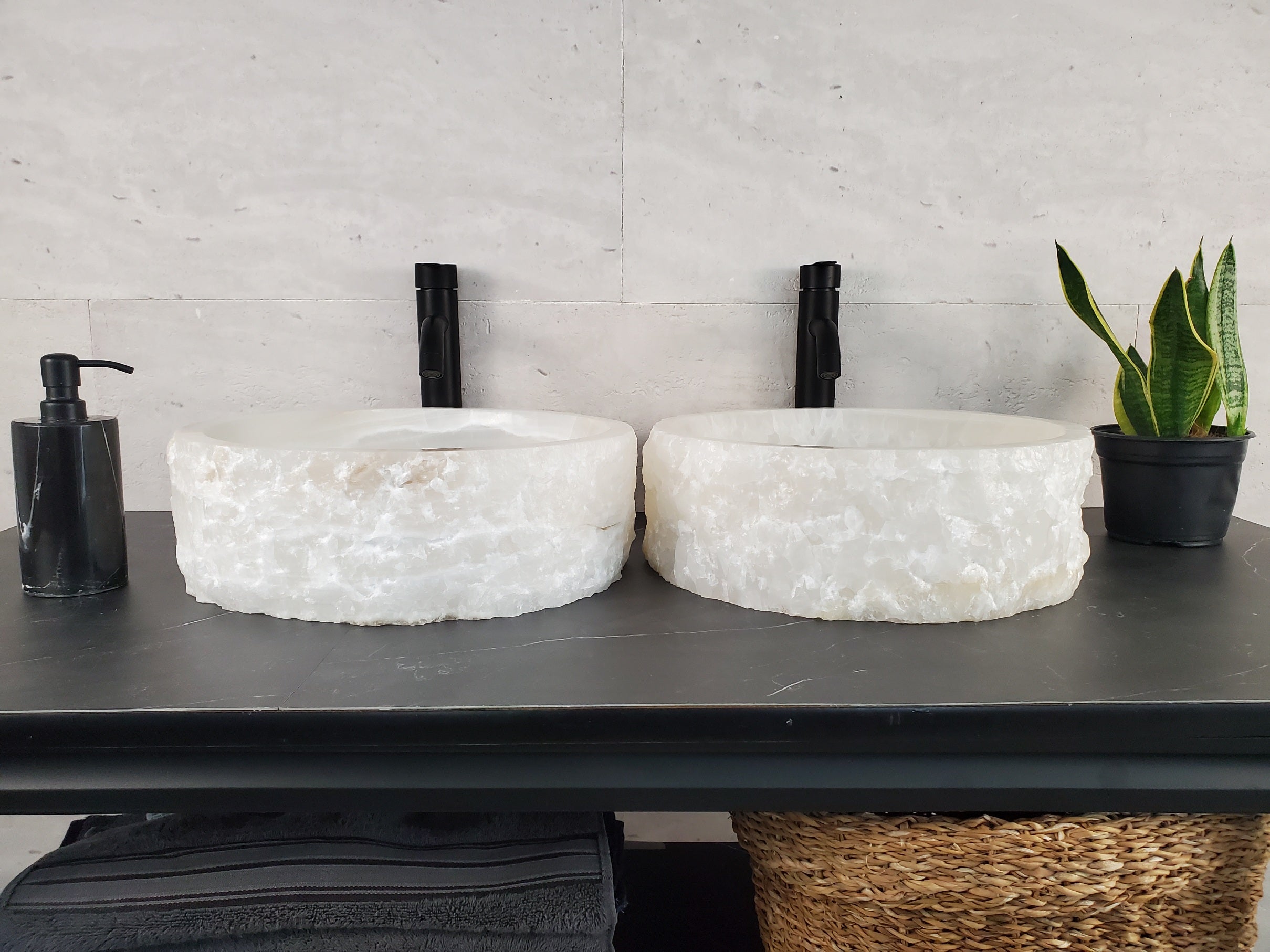 SET1033 Round Onyx Round Vessel Sink Set