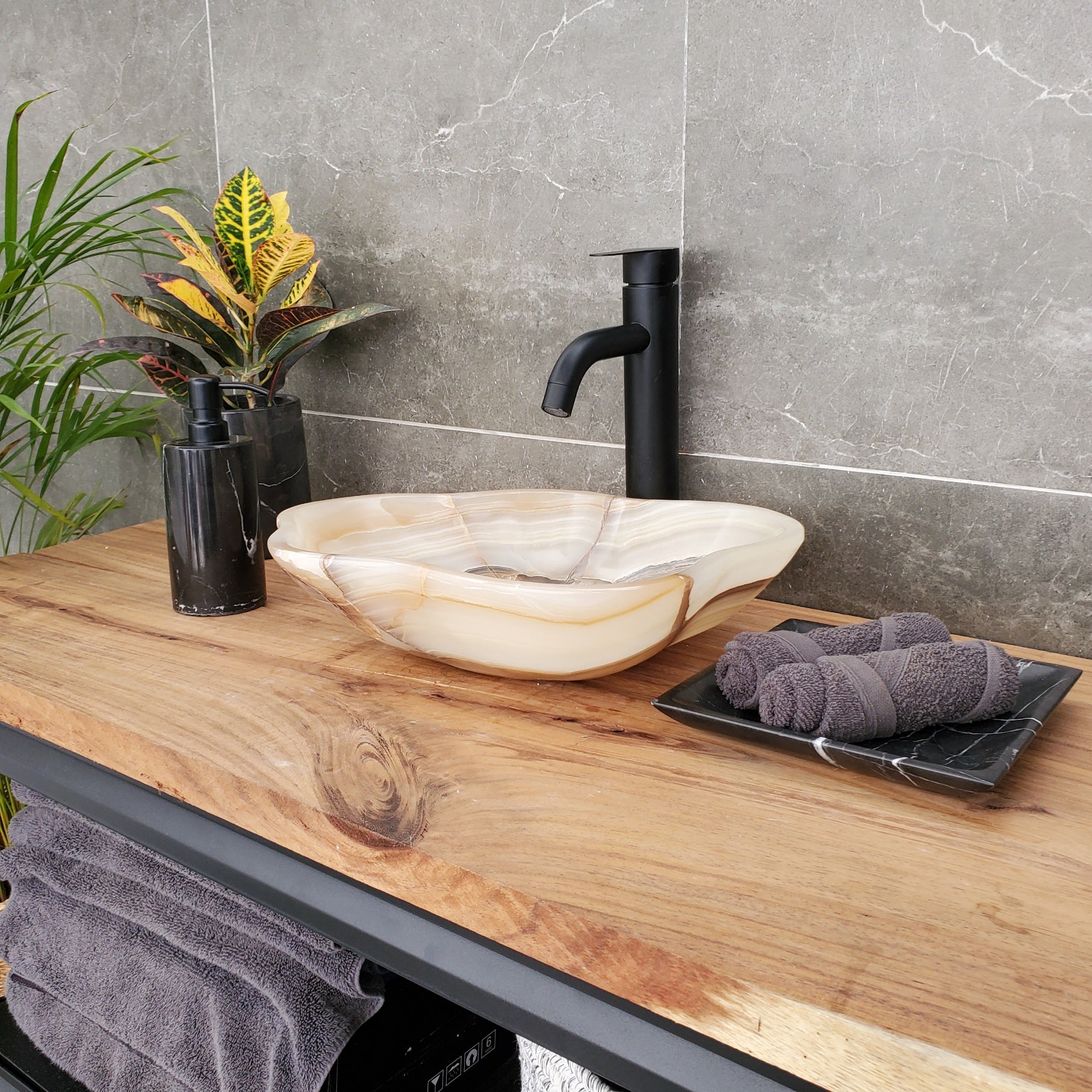 S31_28 Onyx Stone Vessel Bathroom Sink - 15 x 12 inch