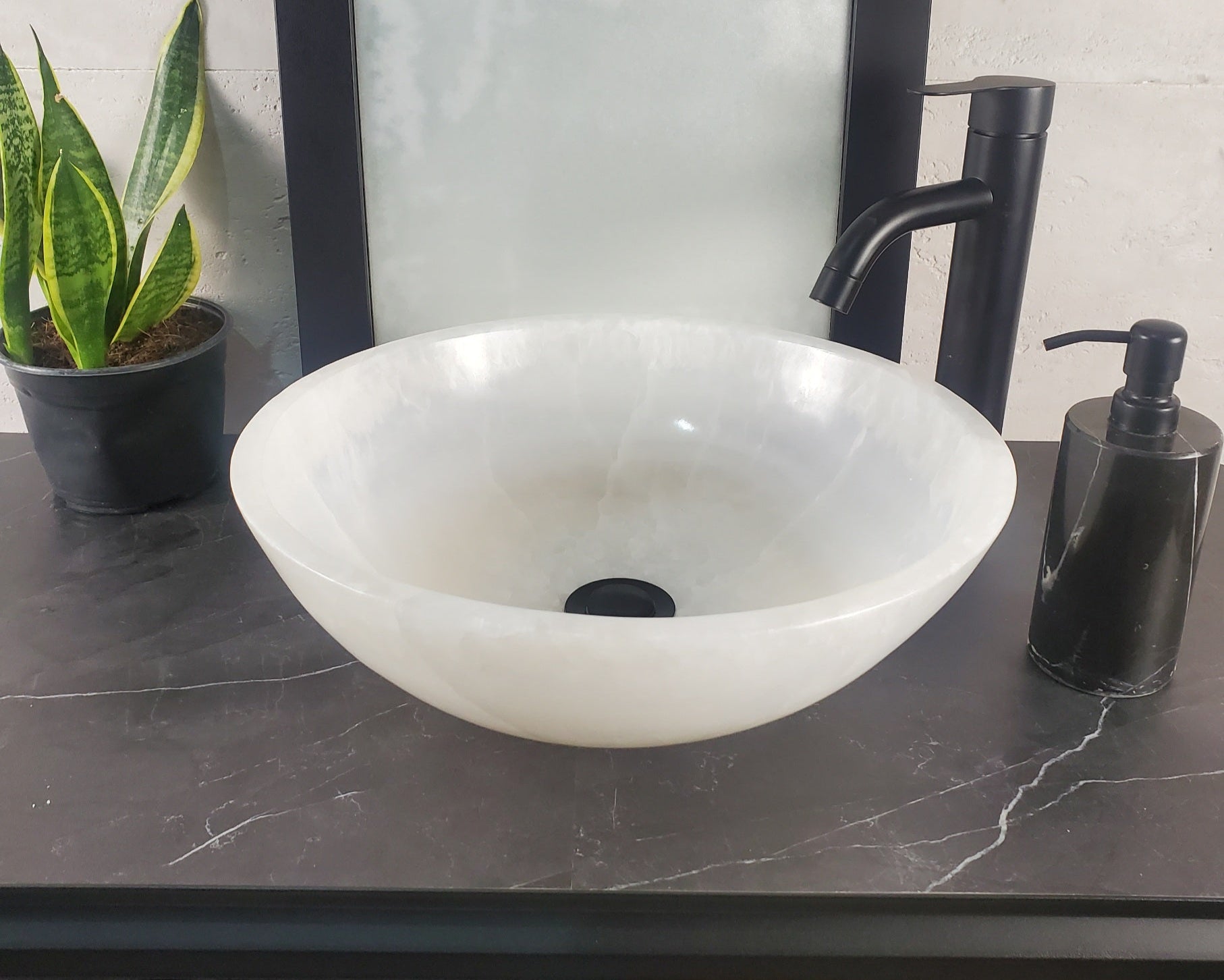 S27_08 Round Onyx Round Vessel Sink