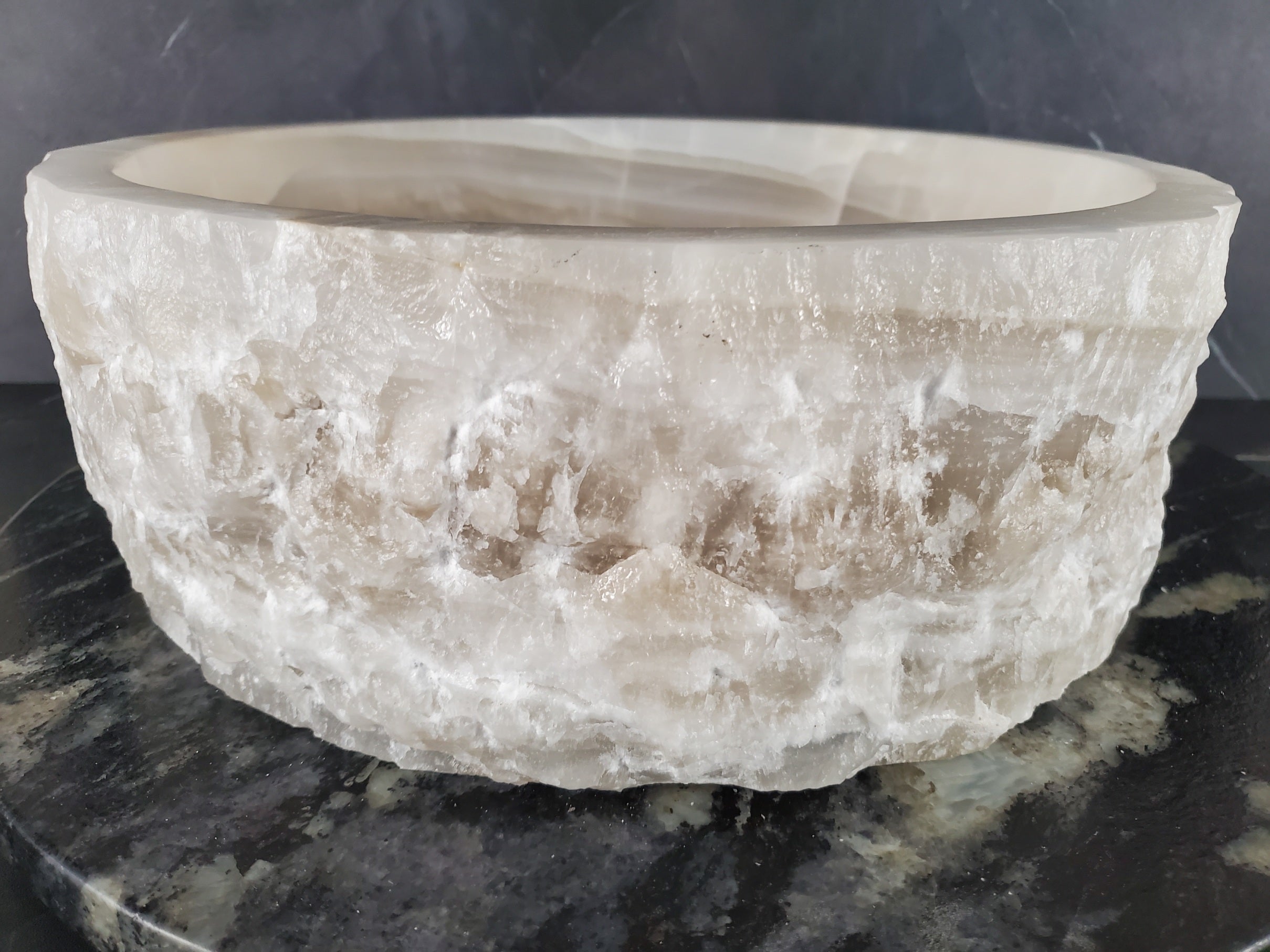 S27_14 Round Onyx Stone Vessel Sink - 15.5 x 15.5 inch