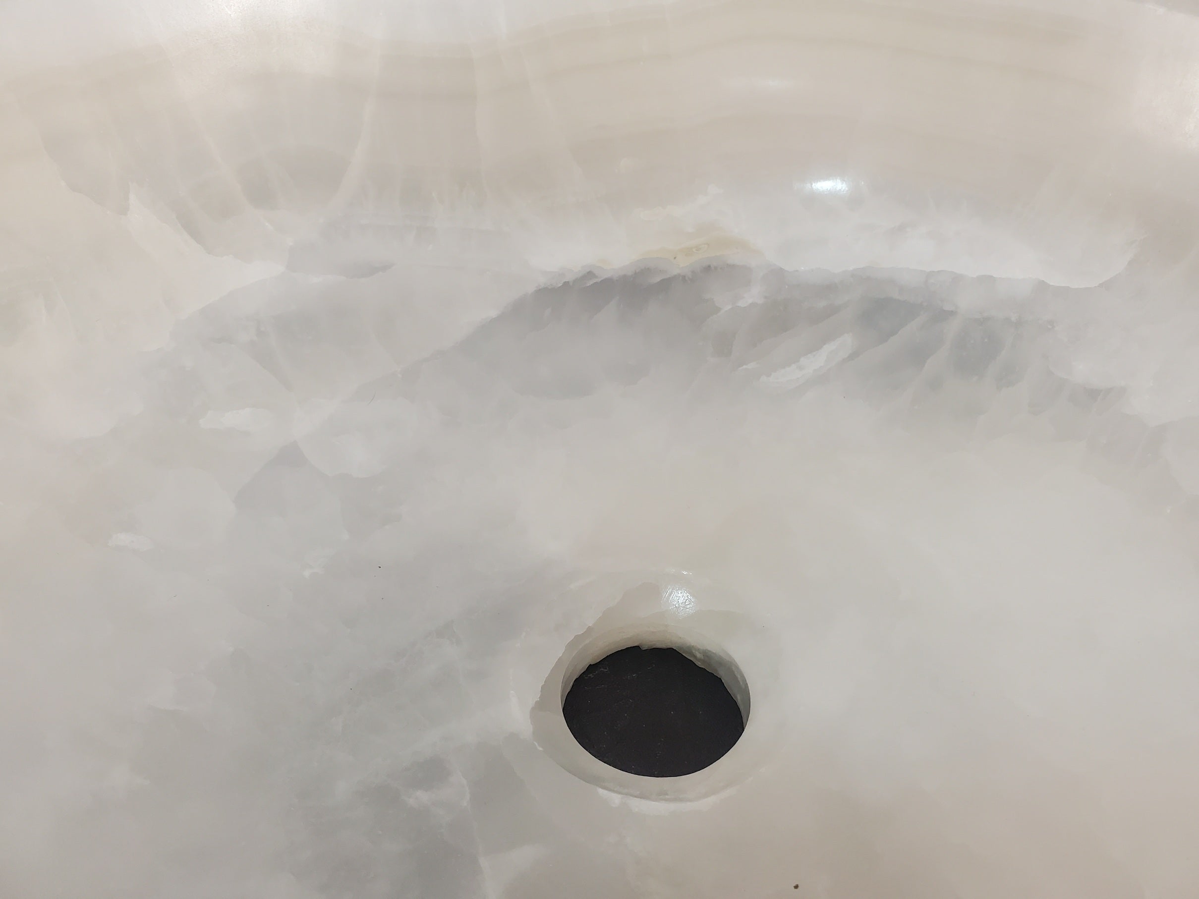 S27_09 Round Onyx Vessel Sink - 15.6 x 15.6 inch