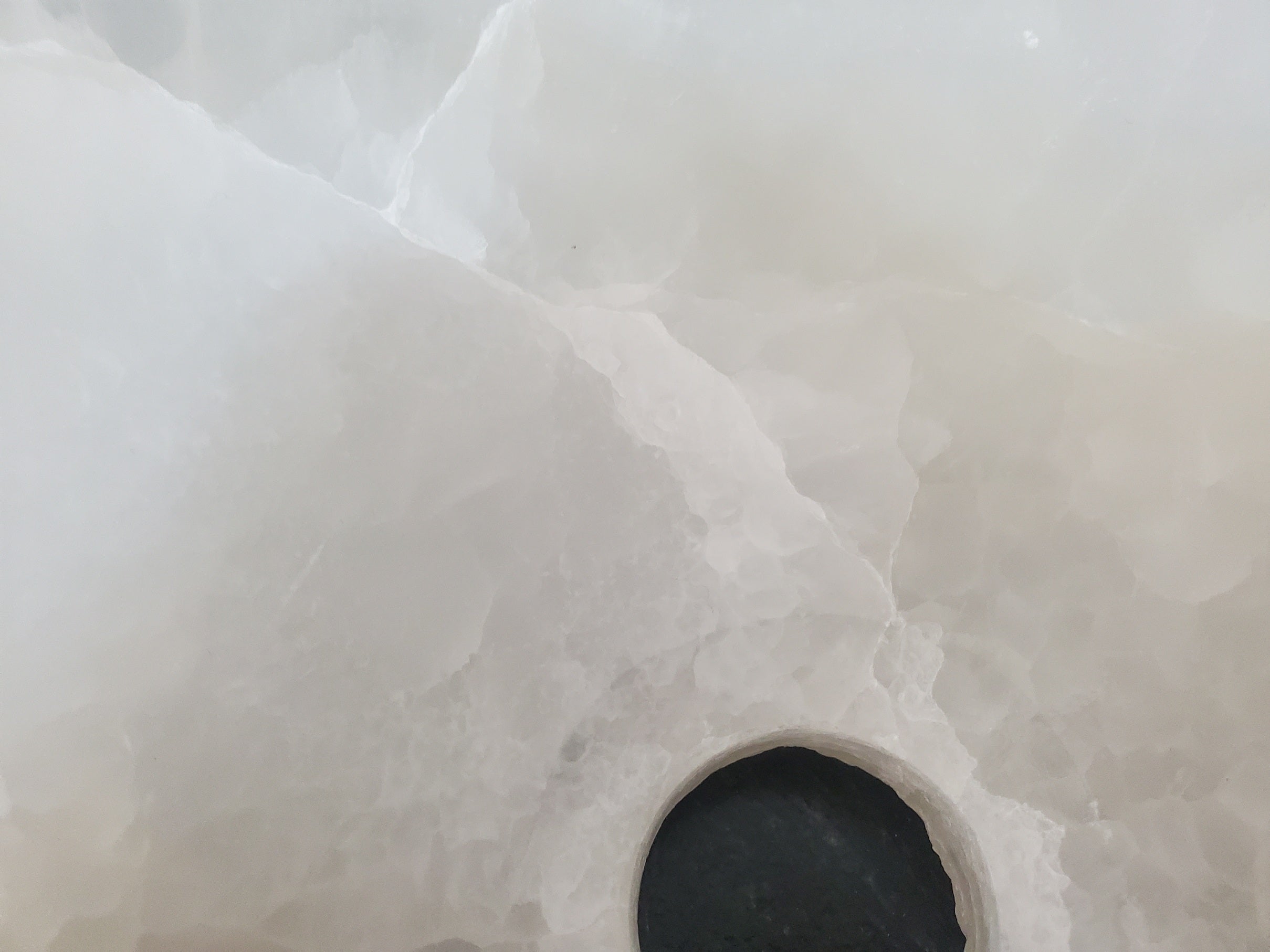S27_08 Round Onyx Stone Vessel Sink - 15.6 x 15.6 inch
