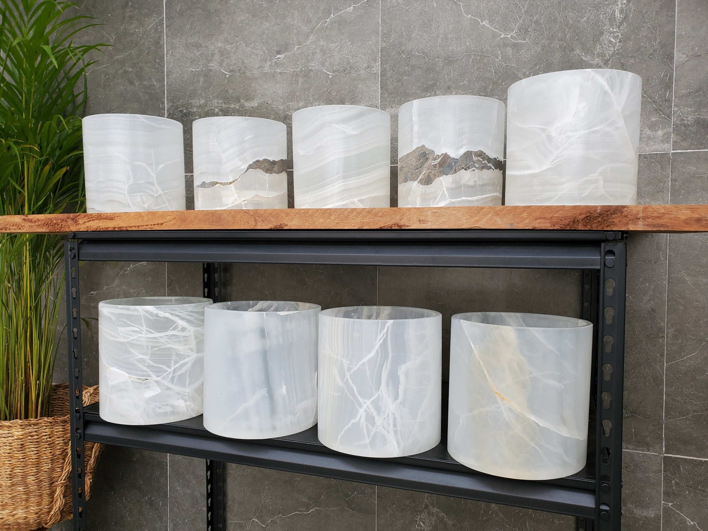 WB_13RD Onyx Stone Waste Basket