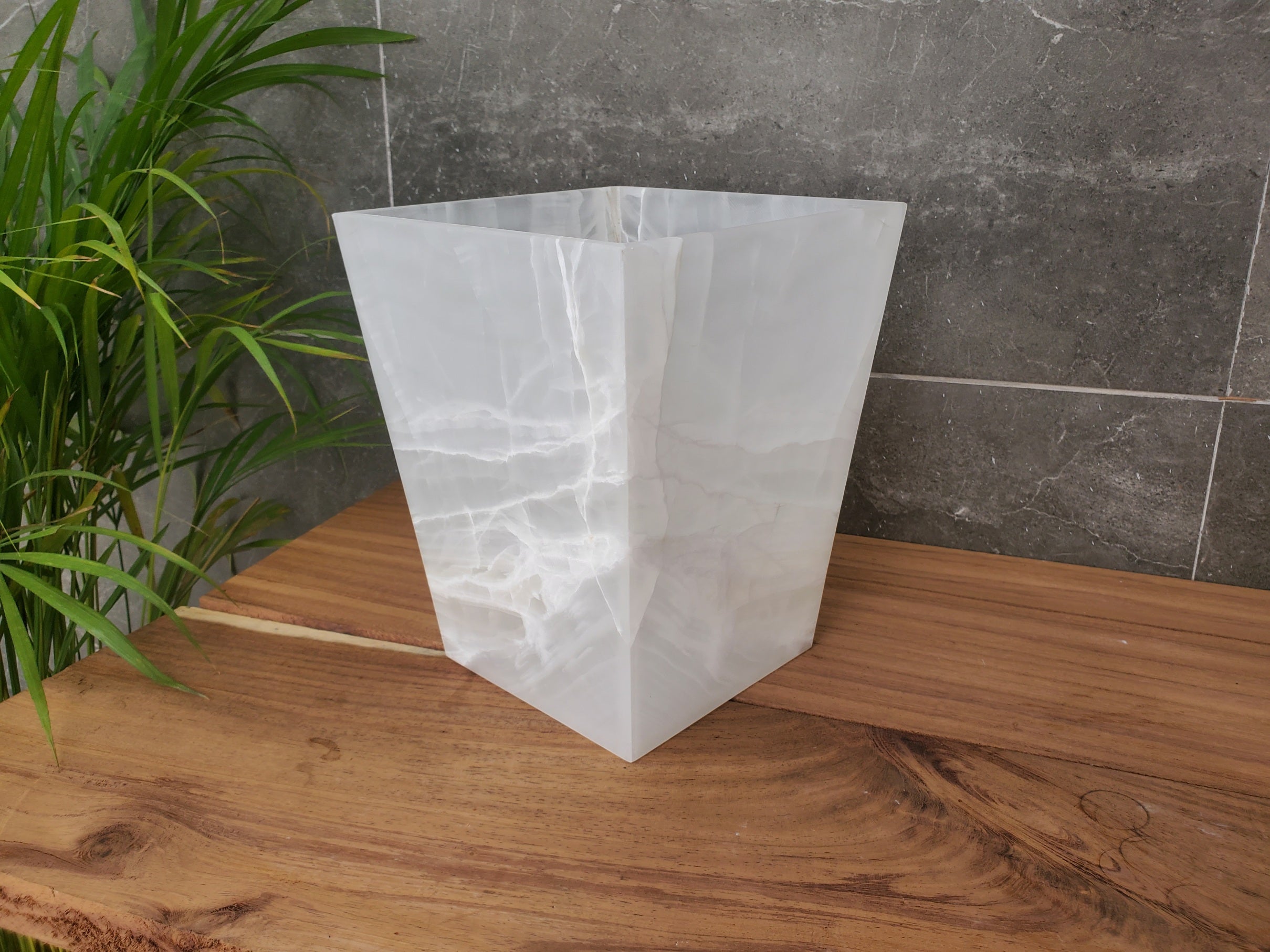 WB_14SQ Onyx Stone Waste Basket