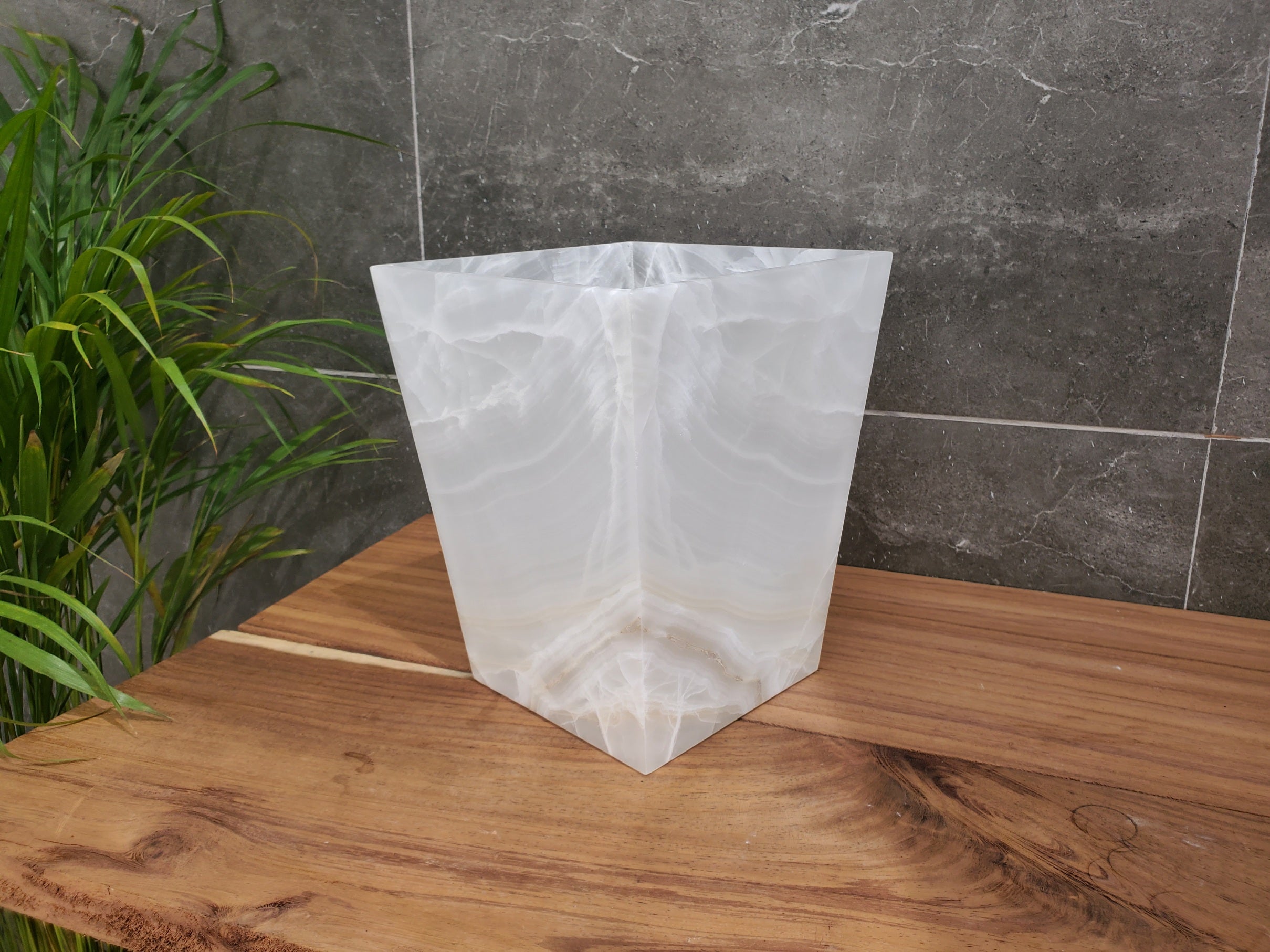 WB_14SQ Onyx Stone Waste Basket