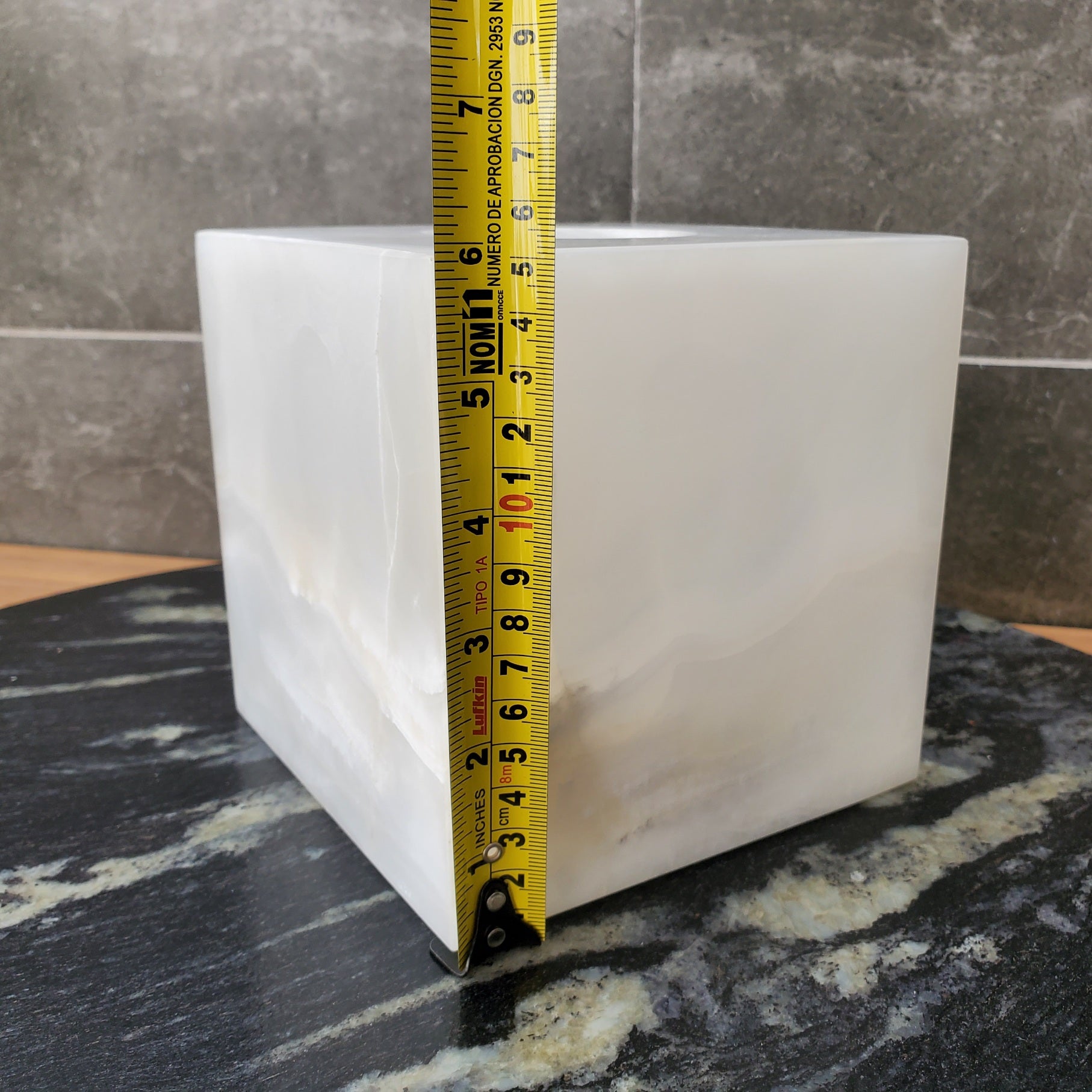 TCSQ_62 Neutral White Onyx Tissue Box Cover (Cube)