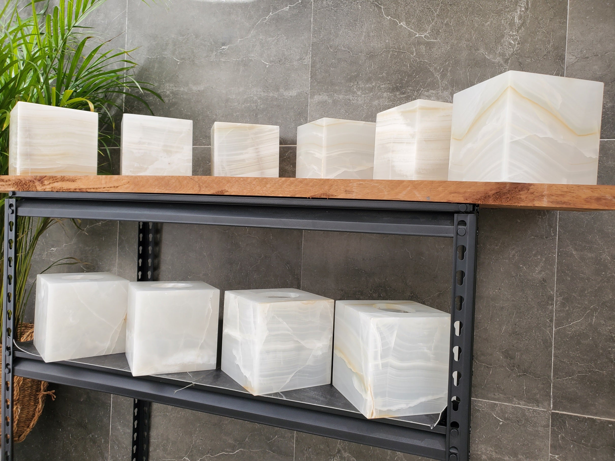 TCSQ_62 Neutral White Onyx Tissue Box Cover (Cube)