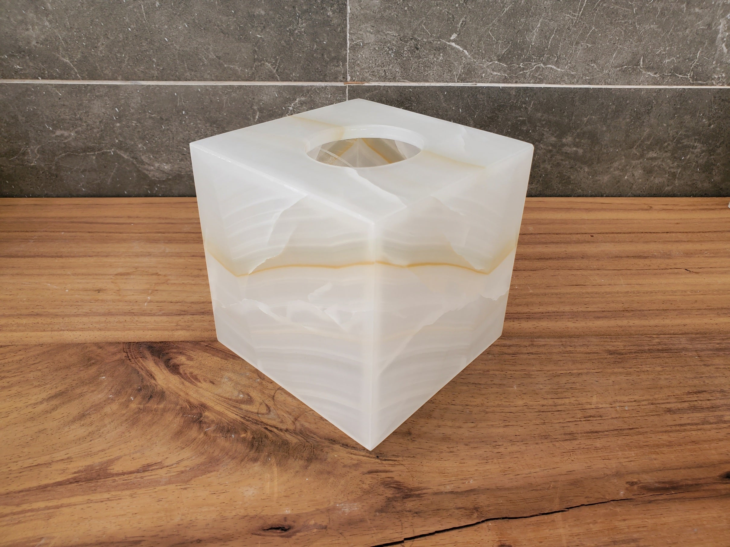 TCSQ_62 Neutral White Onyx Tissue Box Cover (Cube)
