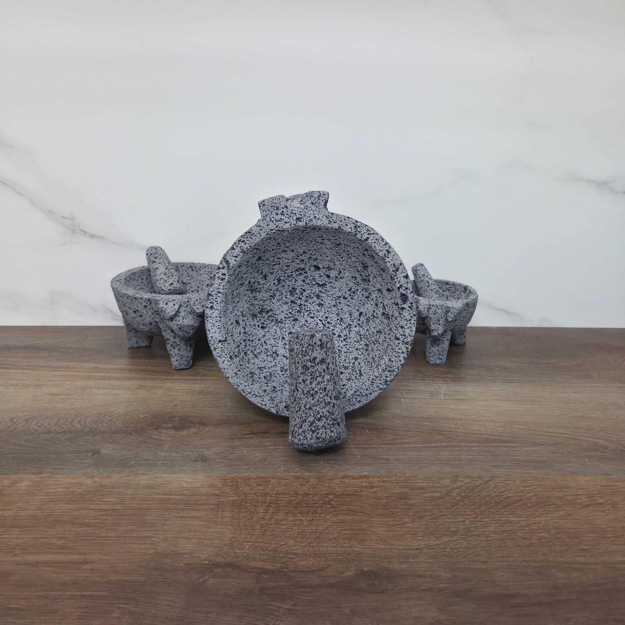 MOL8P Authentic Mexican Molcajete - Piggy Face - 8 inch