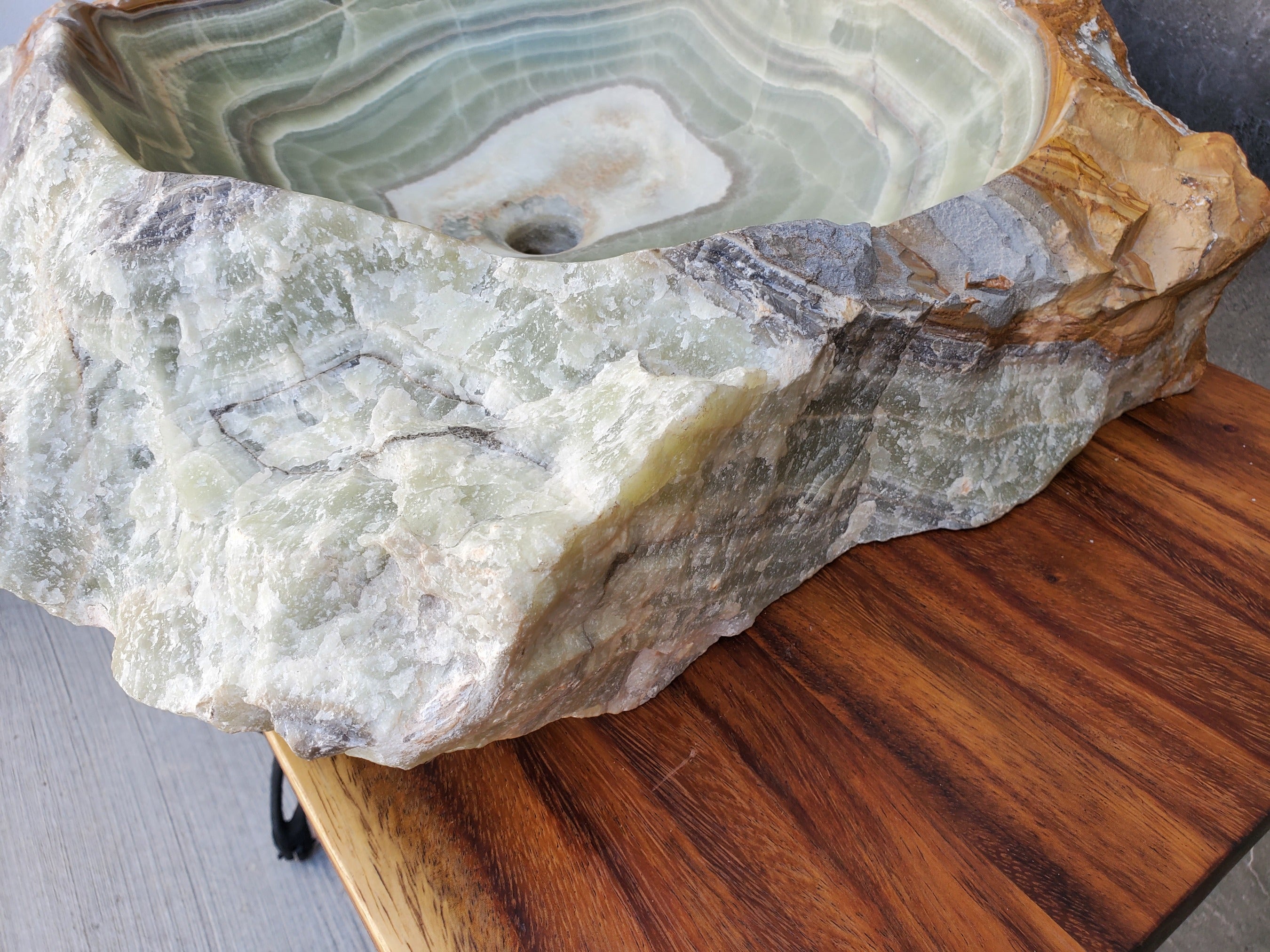 Green and Brown Onyx Stone Vessel Bathroom Sink Onyx Sinks Onyx Sinks Sinks