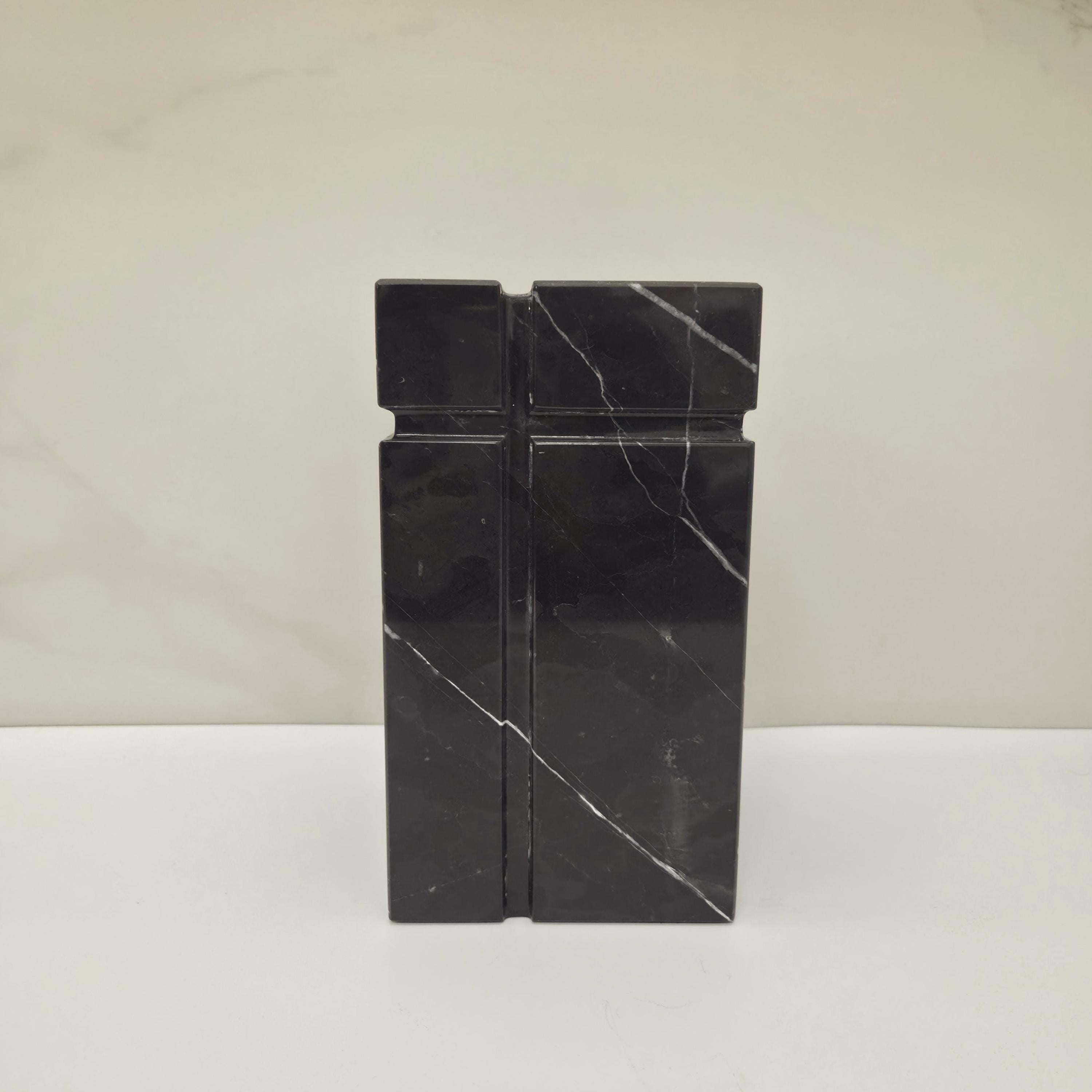 UR_11 Black Marble Stone Cremation Urn for Adult Ashes